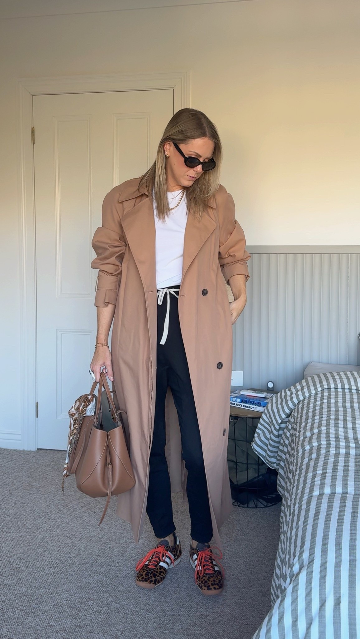 The perfect casual outfit for work and weekends 🖤 

#LTKaustralia #LTKautumn #LTKstyletip