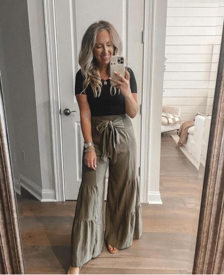 Amazon vacation outfit, Amazon wide leg pants. Amazon spring outfit. Pants size small (5’2 1/2 135 lbs) 

#LTKfindsunder50