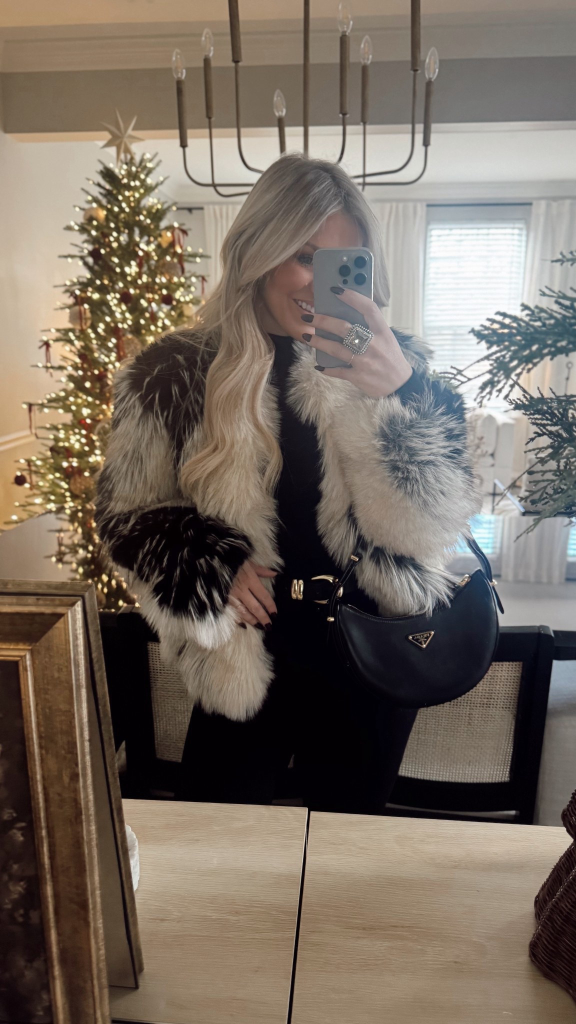 The faux fur jacket you need!!! It’s so stunning!

#LTKSeasonal #LTKHoliday