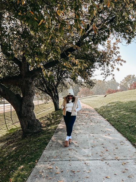 Fall outfit of the day! Ugg dupes!🤍

#LTKstyletip #LTKmidsize #LTKSeasonal