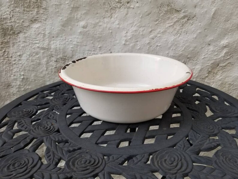 Enamel Wash Basin, White Enamelware Bowl, Red Rim, Farmhouse Planter, Porch Garden Patio Decor, F... | Etsy (US)