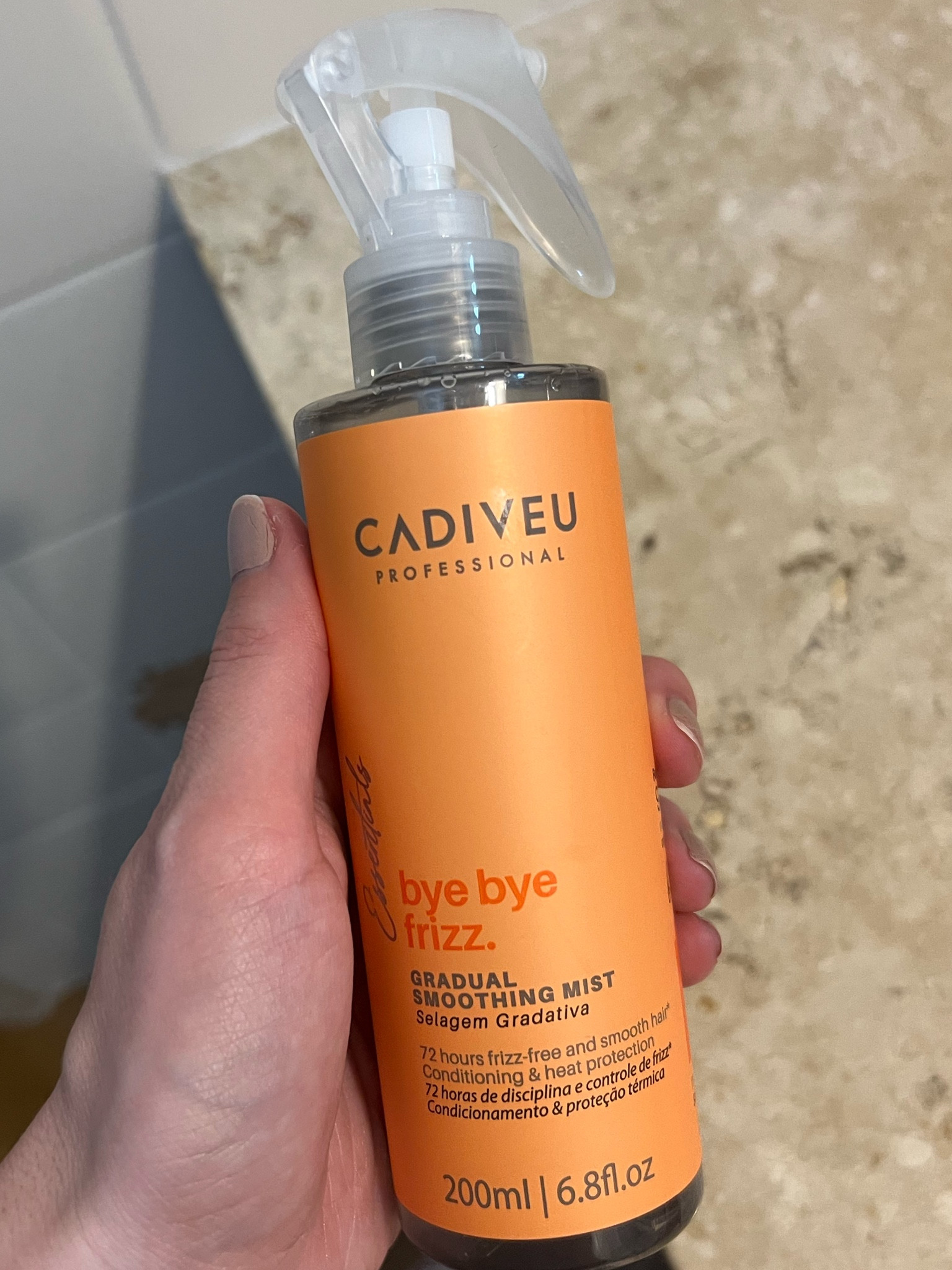 Já experimentaram? Esse produto da linha Bye Bye Frizz da Cadiveu faz uma selagem antes do secador e realmente deixa o cabelo muuuito alinhado! 

#LTKbrasil #LTKbeauty