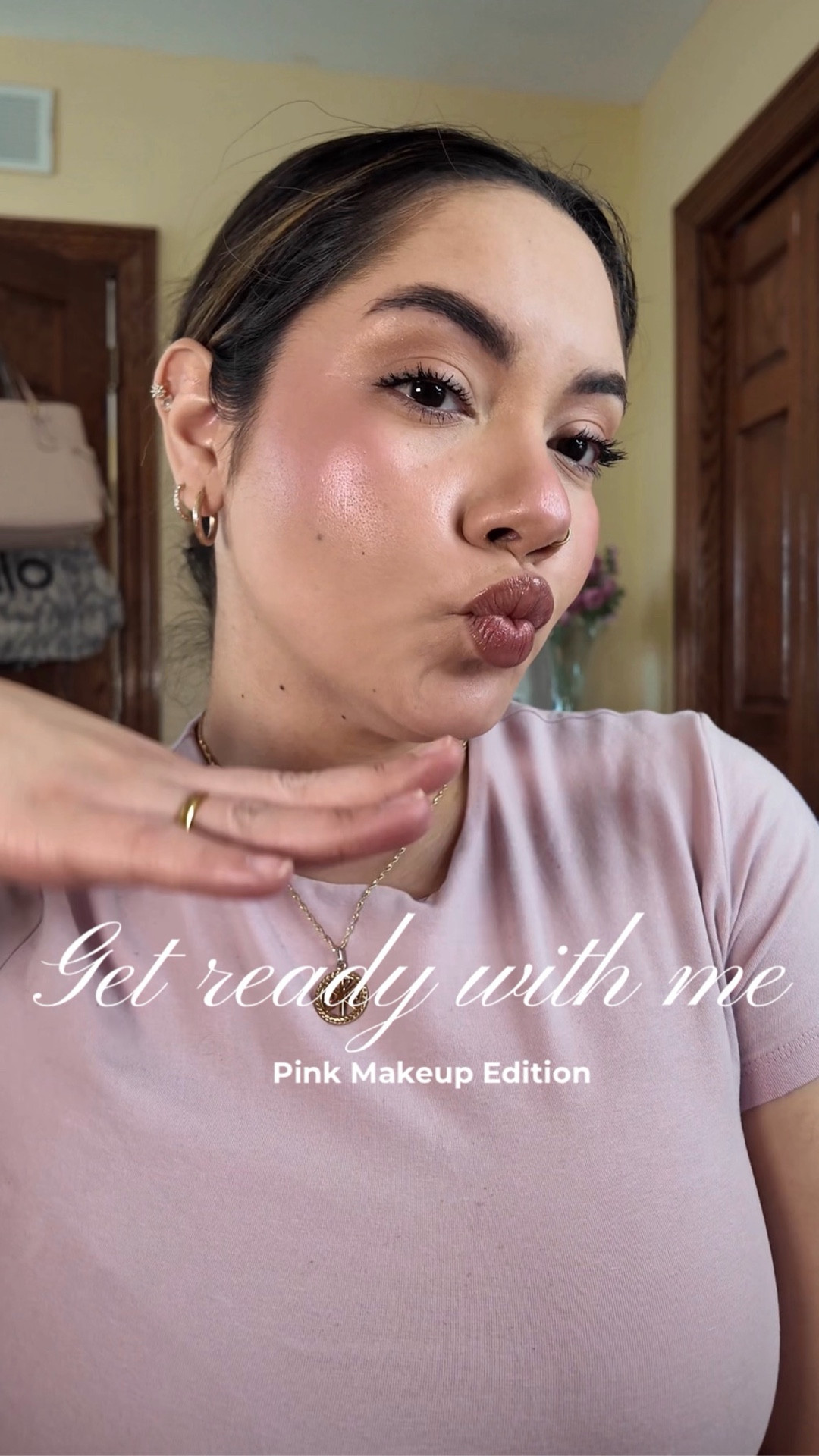 Convince me pink isn’t a neutral 💓👀 

#makeuptutorial #softglam   

#LTKBeauty #LTKValentine #LTKgrwm #LTKValentine #LTKgrwm #LTKBeauty