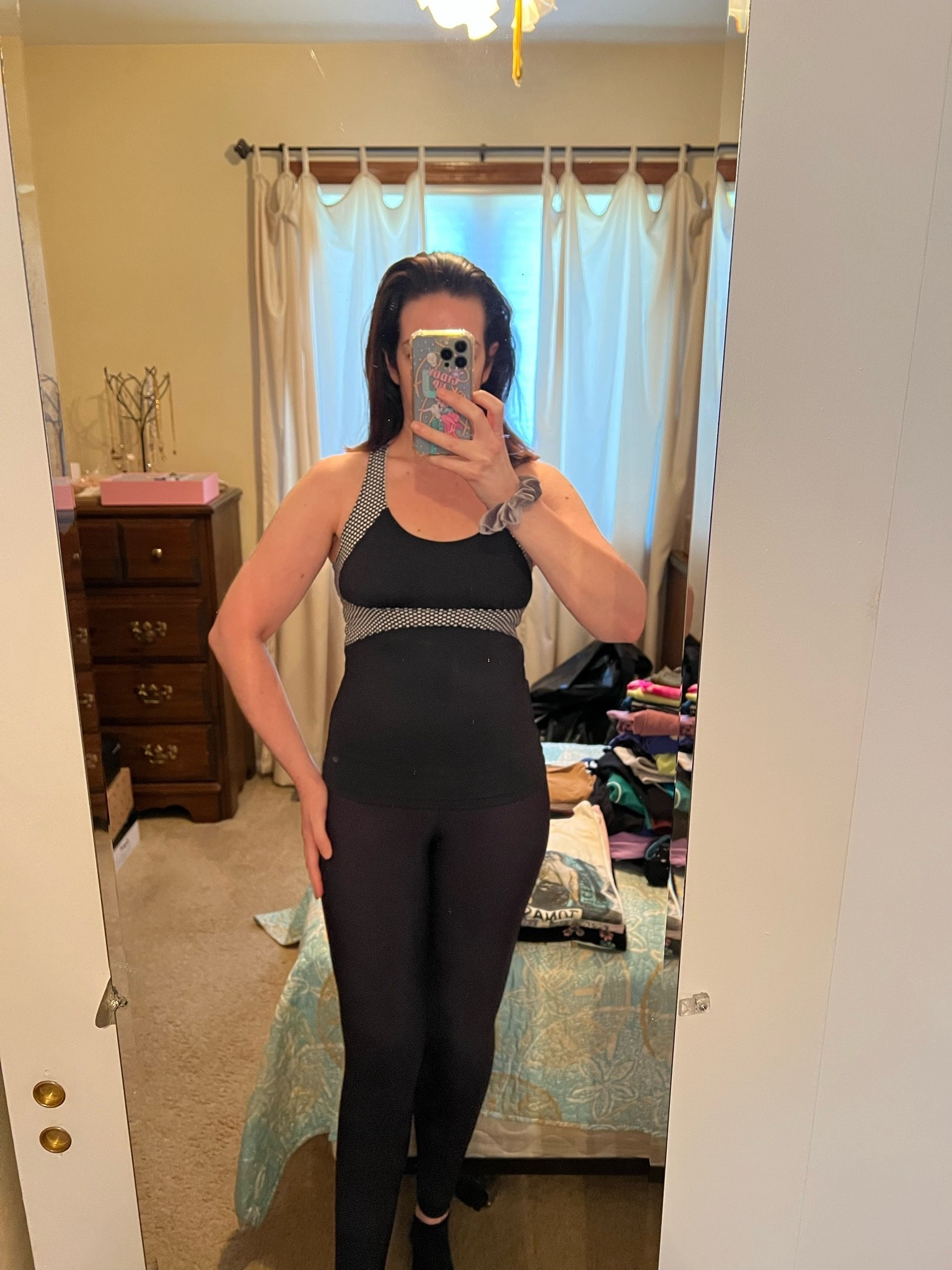 Black and white workout top (m). Black Powersoft workout leggings (s). #workouttop #blacktop #blackworkouttop #leggings #blackleggings #workoutleggings #fitnessgear #activewear

#LTKootd #LTKfitnessgoals #LTKActive