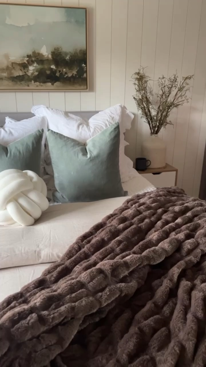 Guest room sources linked. 🤍

#LTKhome