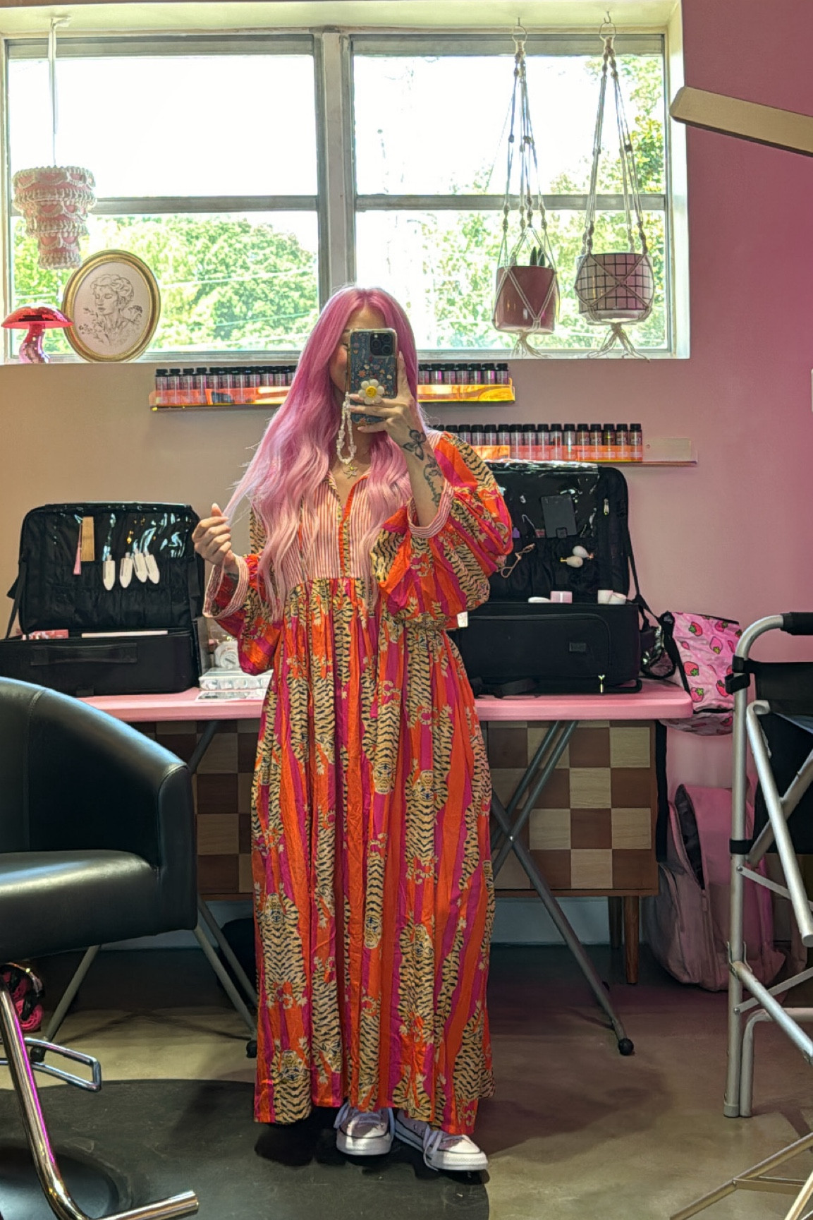 🐆🧡 🩷 
Wearing size S, midi dress
5’0 height :)