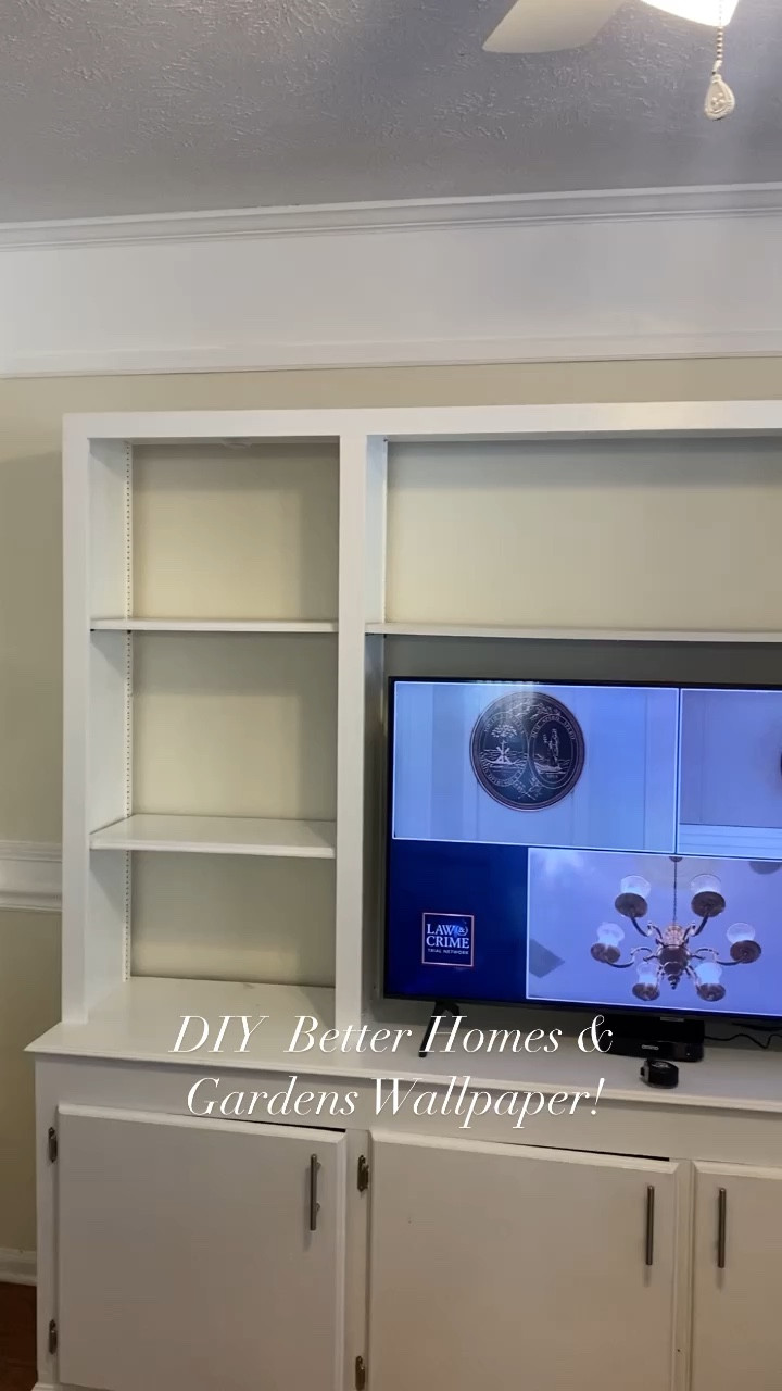 Built Ins | Elevate | transform your space | DIY | Budget friendly | budget finds | bead board | Walmart | Better Homes and Gardens | House |

After we painted this room our built-ins looked blah with the need for texture. I wanted something to help them stand out a little more but not break the bank! I found this @betterhomesandgardens bead board wallpaper from @walmart and it did not disappoint! $19.97 a roll and can be painted! The process was simple, easy to use, and I completed this small area within a couple hours by myself. (watching the Murdaugh trial 🤣 peep the courtroom in the video) I did not paint mine, as I loved the white color and now, over a year later it is still holding up nicely! No peeling, moving, etc.! If you have an area you’re looking to elevate a little - check it out! Everything is linked. 

PS - It took me 1 entire roll for this area! 🤍 Happy DIY & Transforming 🫶🏼

#LTKhome #LTKstyletip #LTKfindsunder50