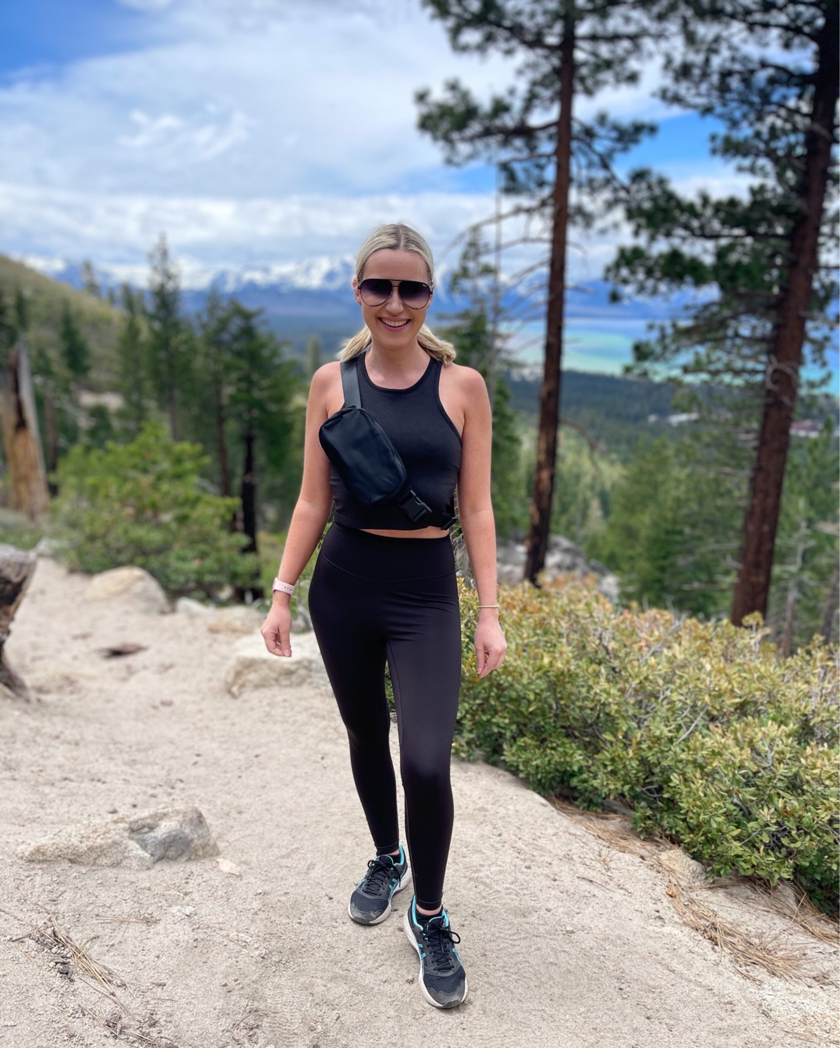 The comfiest hiking fit!

Top: Black, 6
Leggings: Black, 4
Belt Bag: Black

#LTKtravel #LTKfit