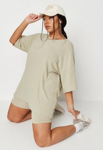 Plus Size Green Rib T Shirt and Biker Shorts Co Ord Set | Missguided (US & CA)