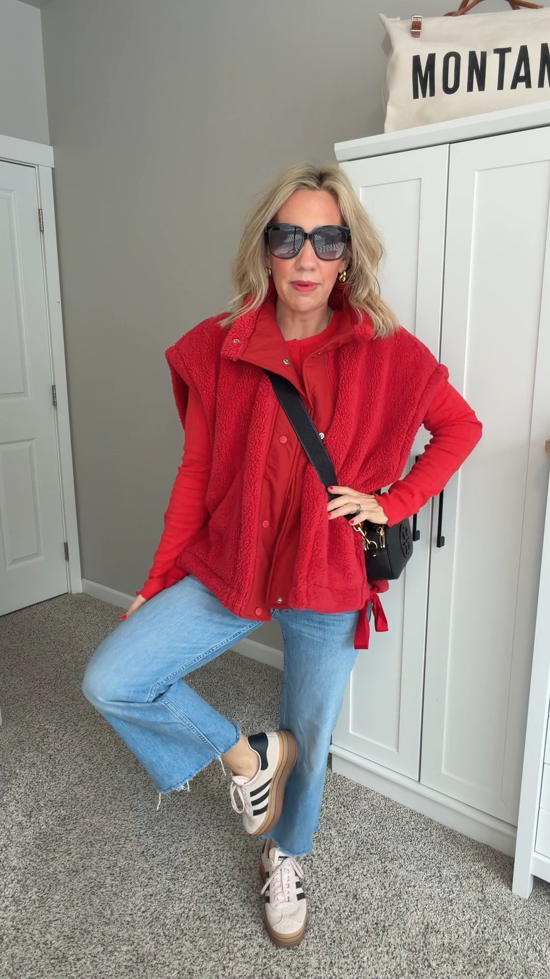 Heading to the gym!!! Let’s go girl! 

My exact red top is sold out but linked similar options! @ae we sure hope you bring this exact top back it’s sure a favorite! 

#LTKgrwm #LTKootd #LTKmomlife