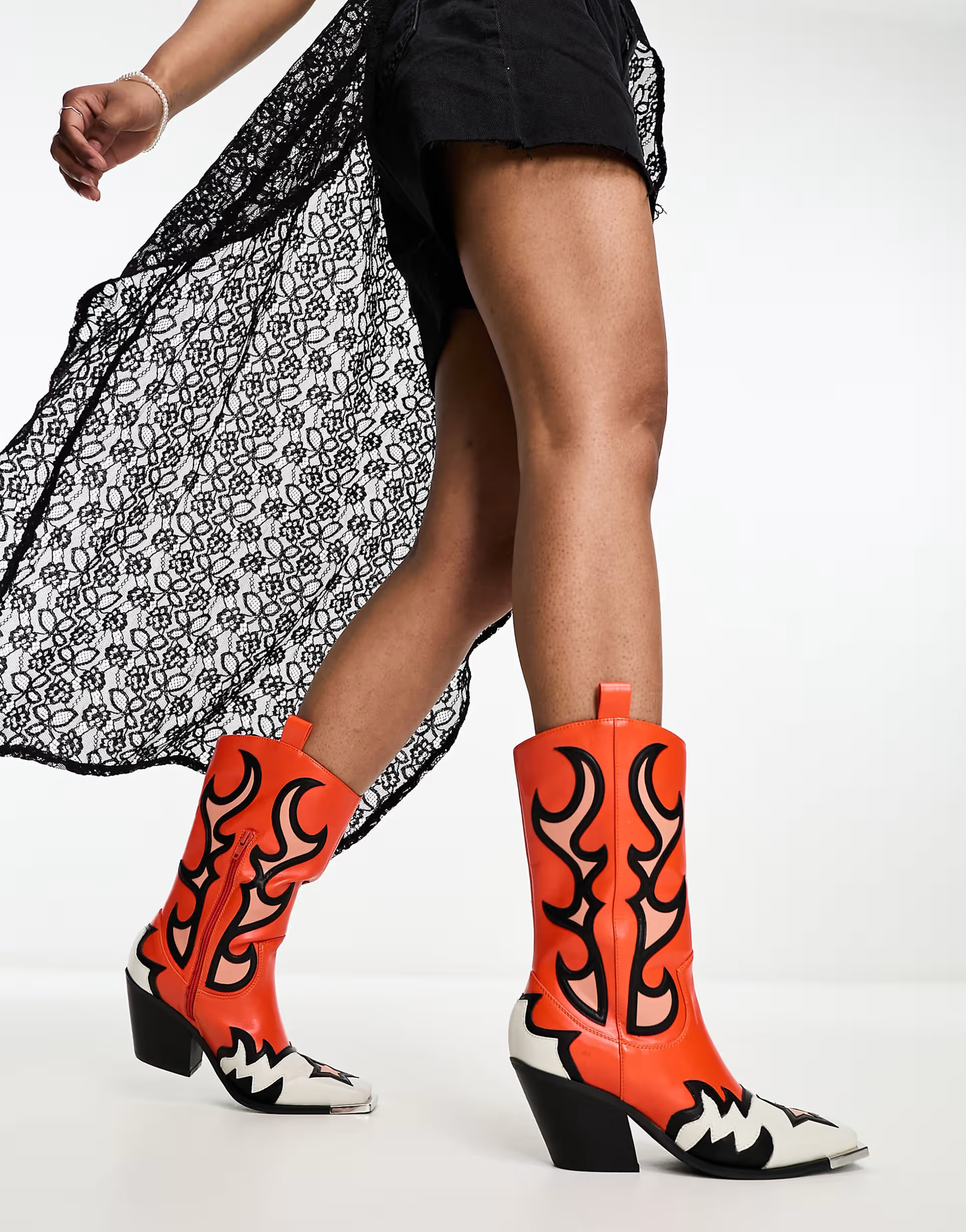 Public Desire - Starrie - Westernlaarzen met vlammendetail in rood | ASOS | ASOS (Global)