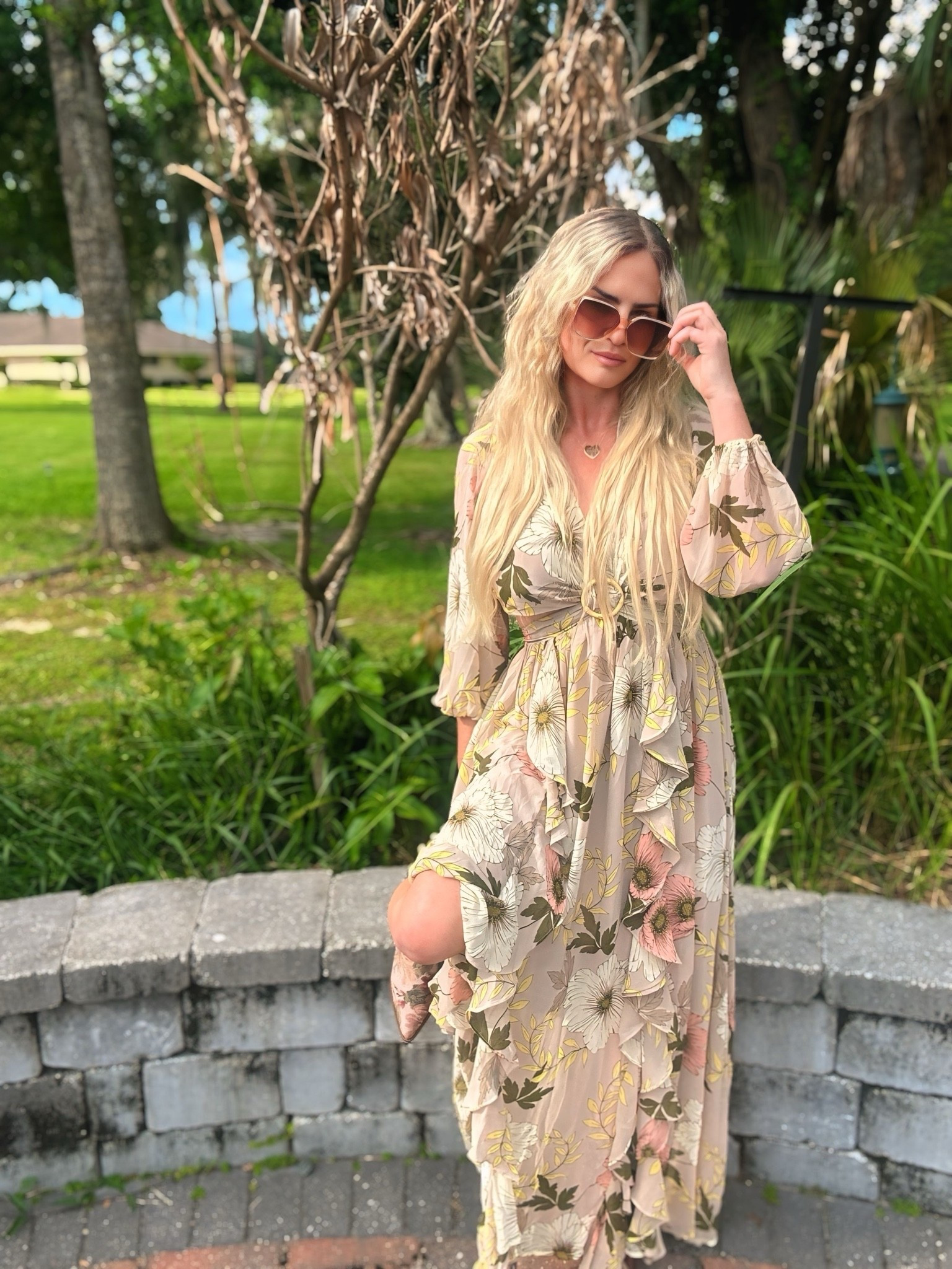 Its giving “Rapunzel Vibes”

The perfect romantic dress!!

Code: hilary35

High lose dress
Boots
Beautiful dress
Date night dress
Girls night dress
Maxi dress
Cocktail dress
Vacation dress
Floral dress
Floral boots
Bumpfriendly dress
Floral booties
Princess dress