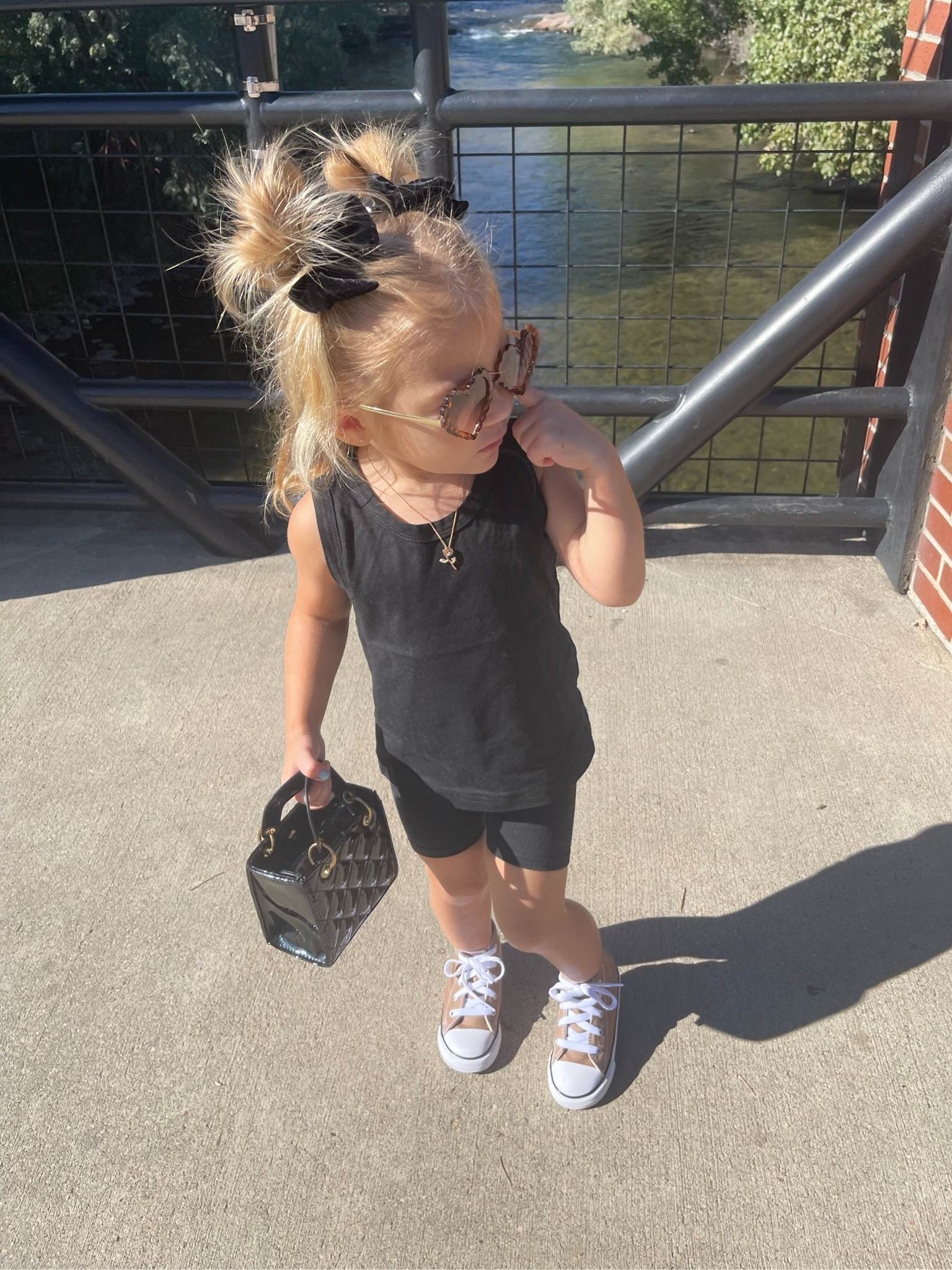 Just wait until you see what the front of this little purse looks like 🖤