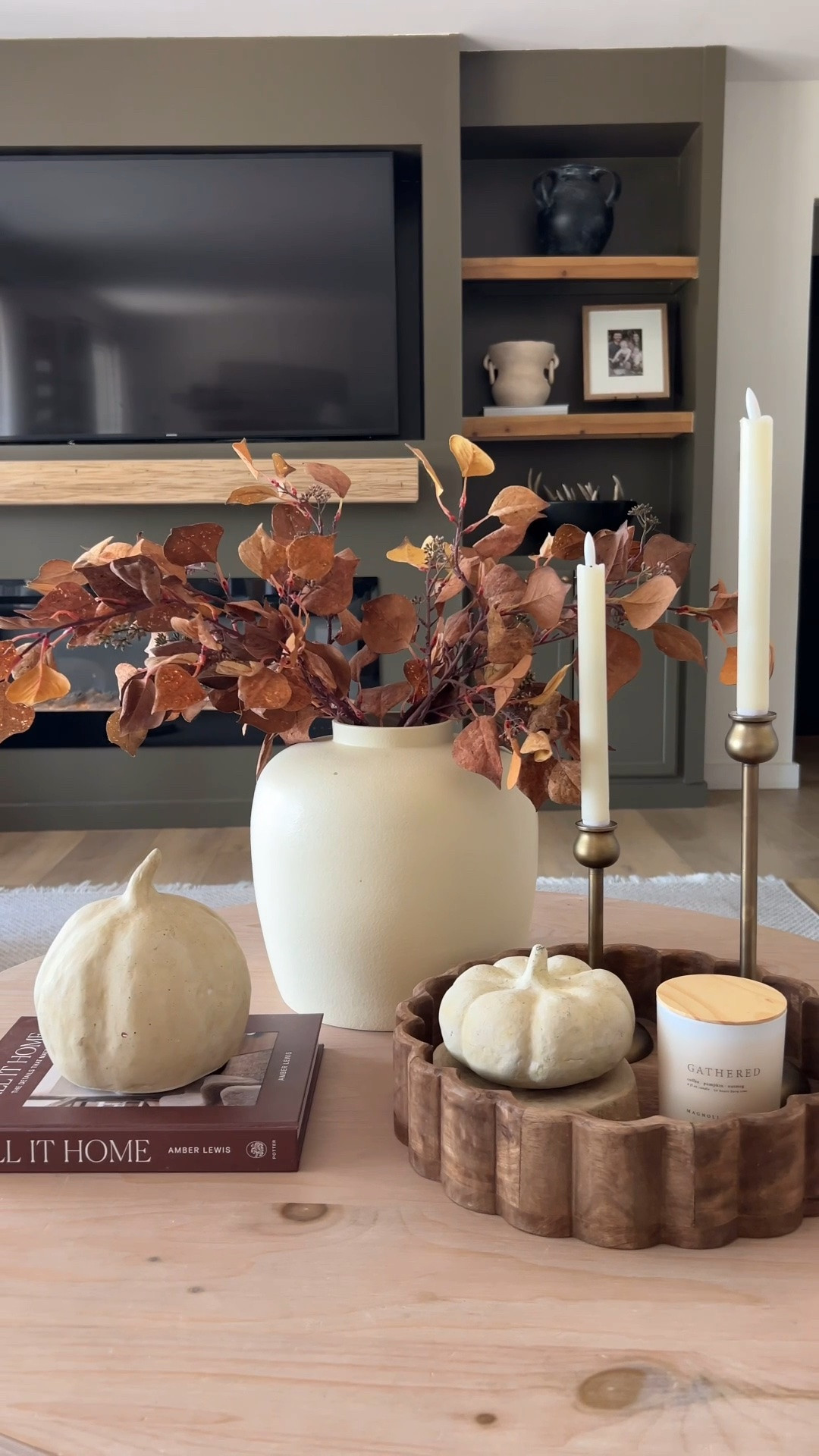 Fall coffee table decor 🍂

#LTKSeasonal #LTKHome