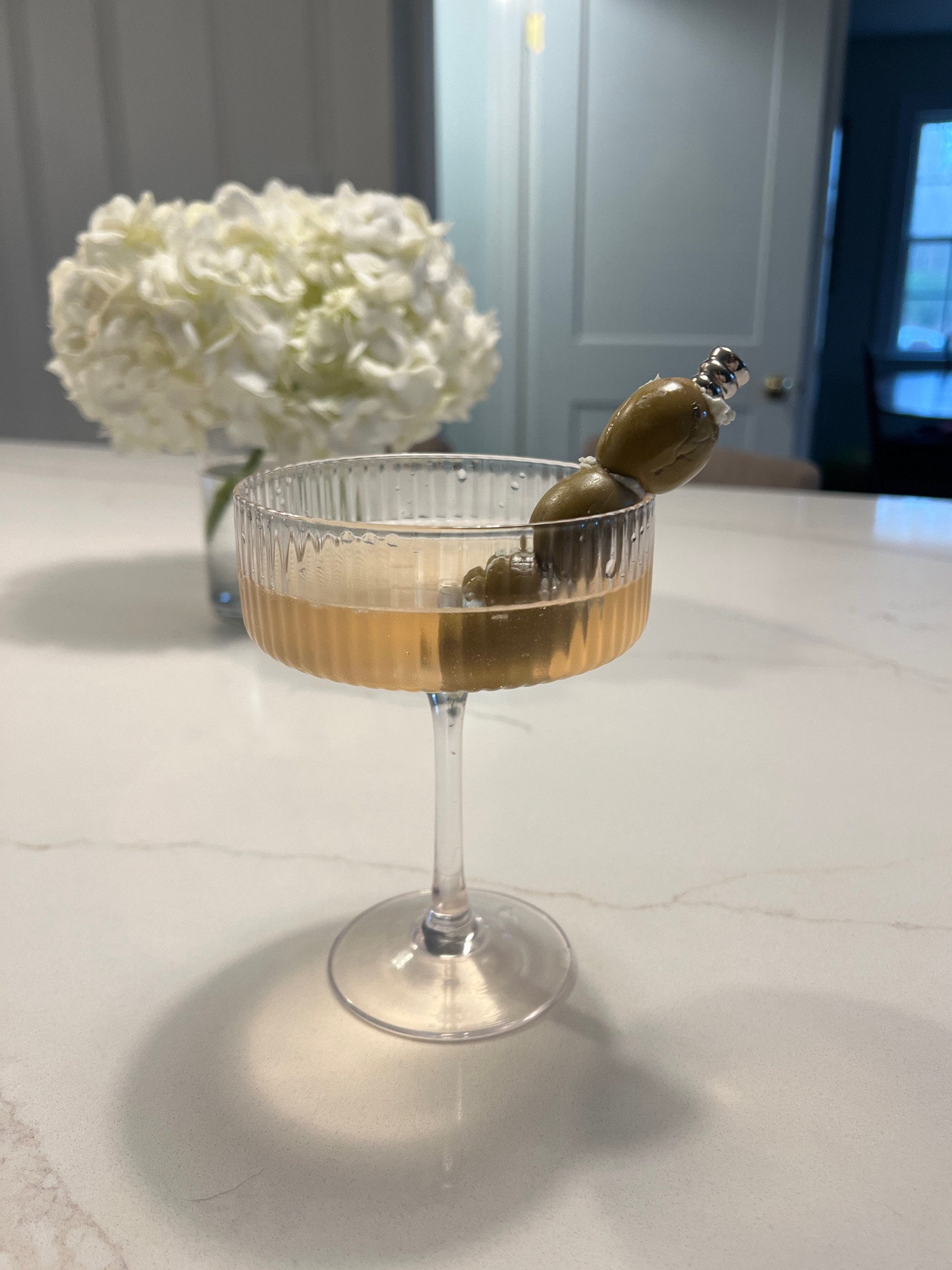 the cutest coupe glasses 

#LTKfindsunder50 #LTKfindsunder100 #LTKhome