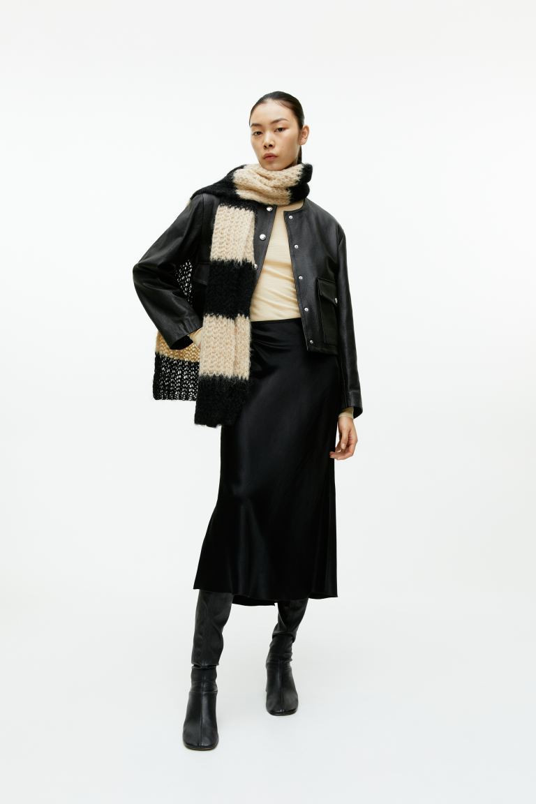 Satijnen rok met diagonale snit | H&M (DE, AT, CH, NL, FI)