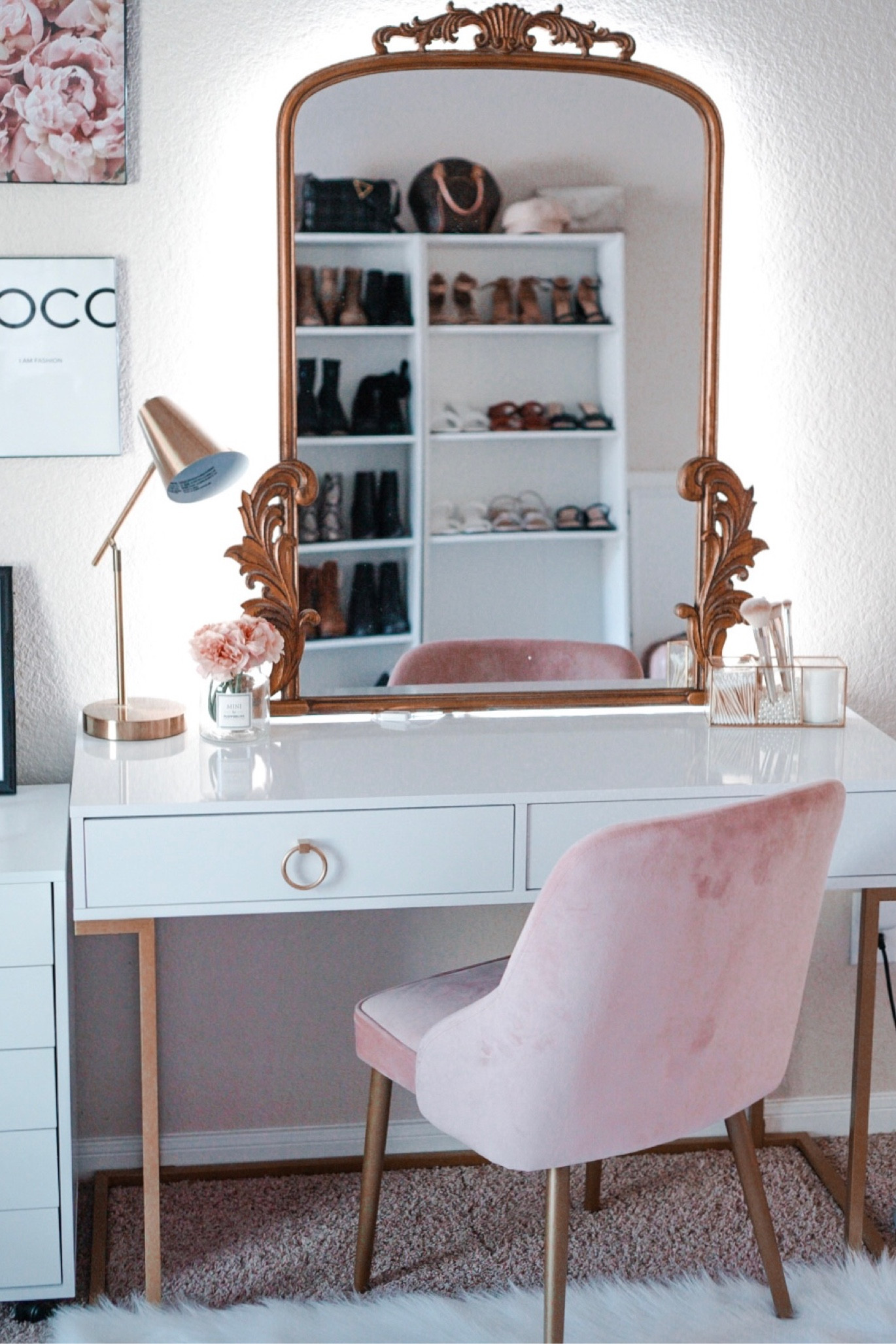 Anthropologie Primrose Mirror dupe // vanity mirror, LED lights from Amazon and only $16! // IG post

MIRROR ON SALE FOR $170! 🚨

#LTKsalealert #LTKhome #LTKbeauty