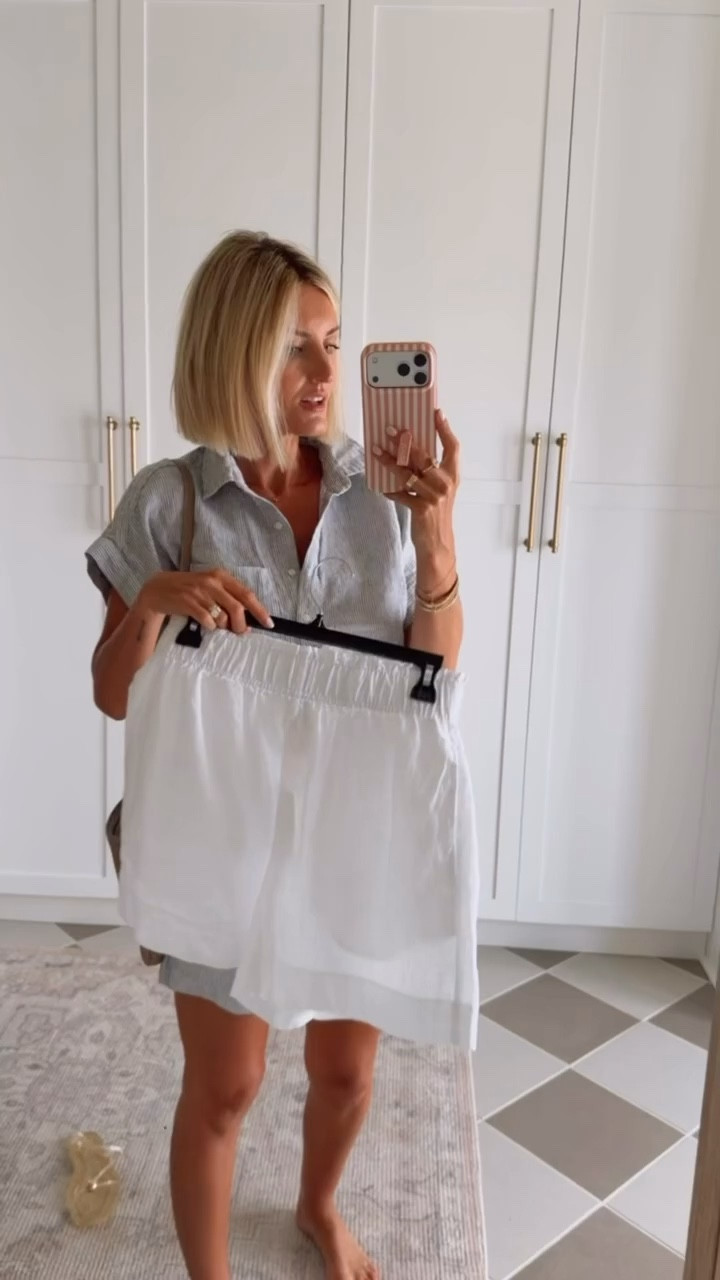 I also have these shorts in white, which is such a great summer staple! You will wear these on repeat! Wearing S! @Quince #quincepartner

Loverly Grey, Quince, linen shorts, white shorts, summer outfit

#LTKSeasonal