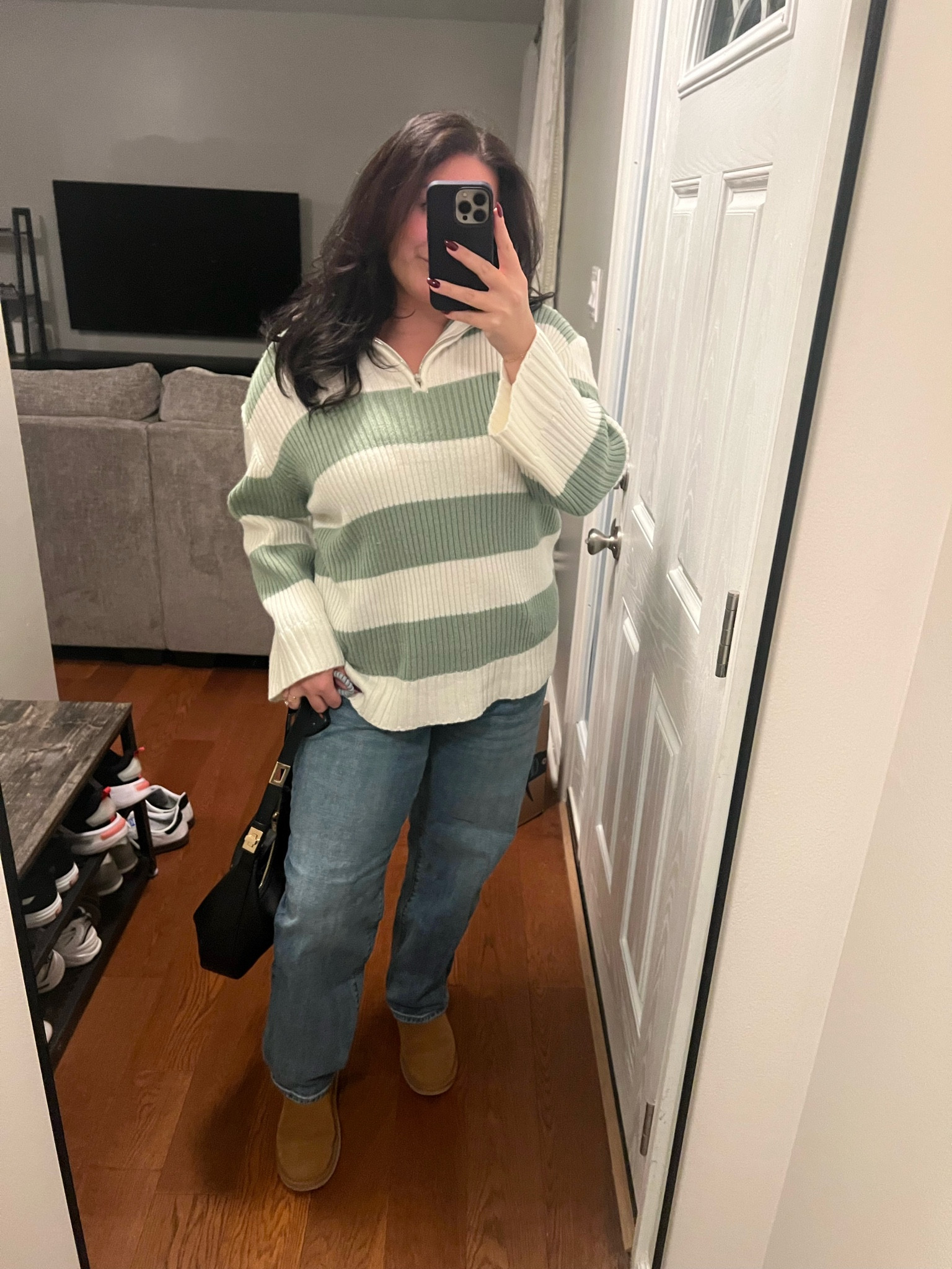 Sweater | M
Jeans | 12
Shoes | tts

#LTKFindsUnder50 #LTKMidsize #LTKStyleTip