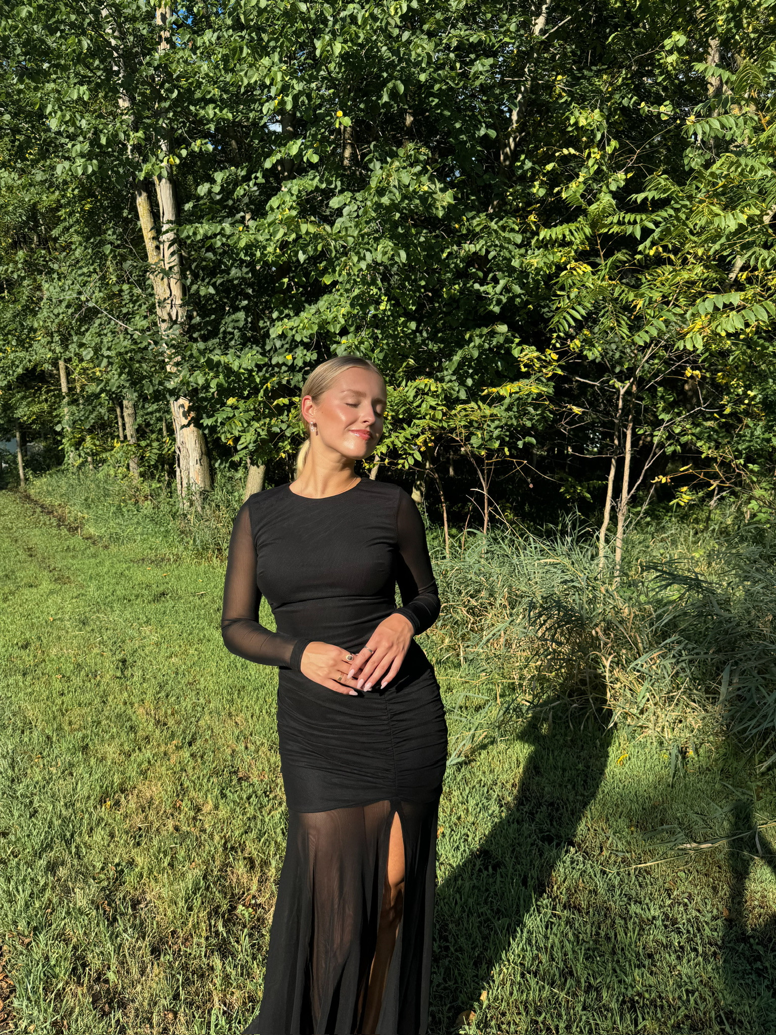 Date night 🖤🗝️✨ Use code: DAISY20 for 20% off first purchases! #LULUSPARTNER #LOVELULUS @lulus 

 