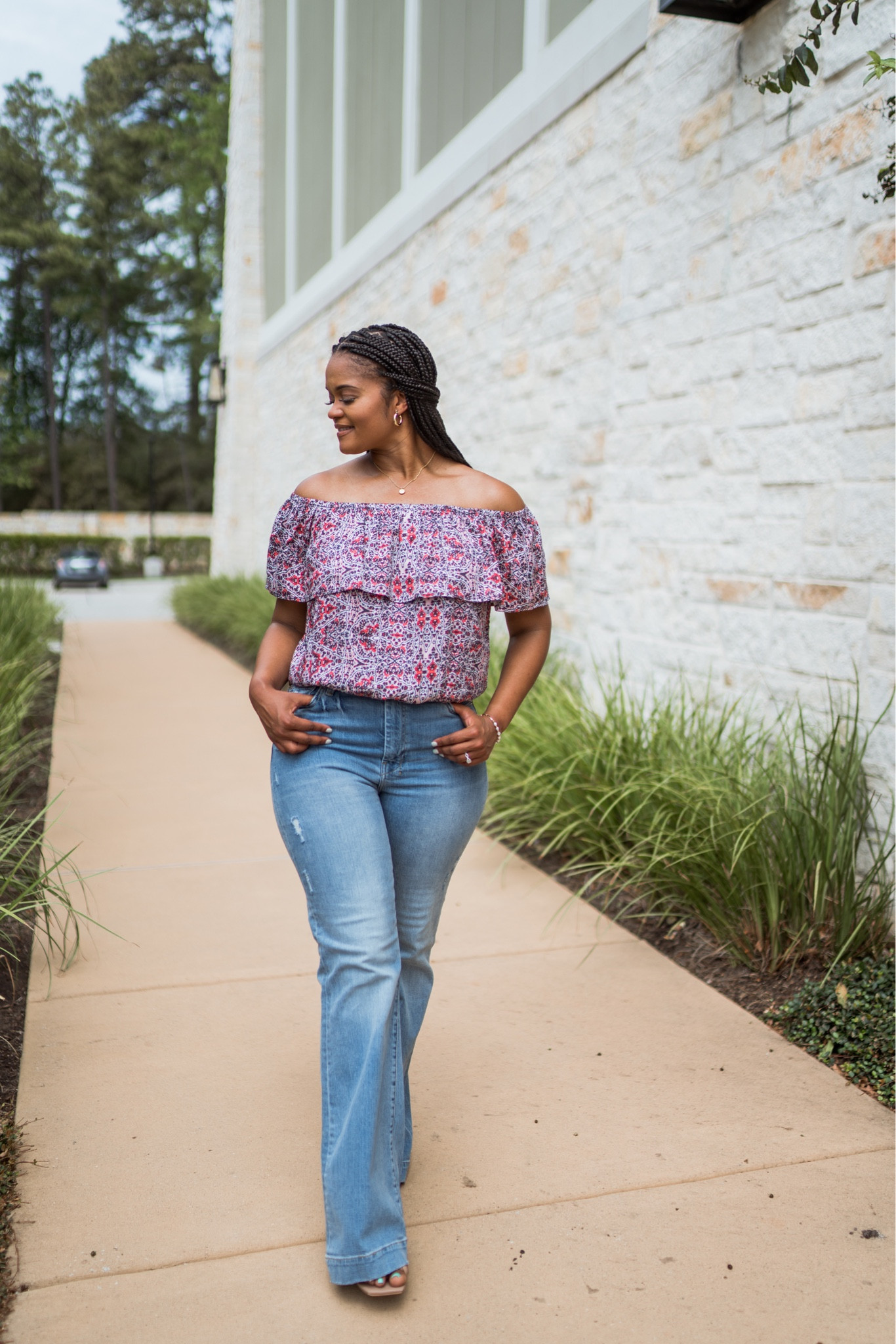 A few of my favorite Evereve sale finds! 
Like these denim pants (size 31) and medium top 

#LTKstyletip #LTKSale #LTKunder50