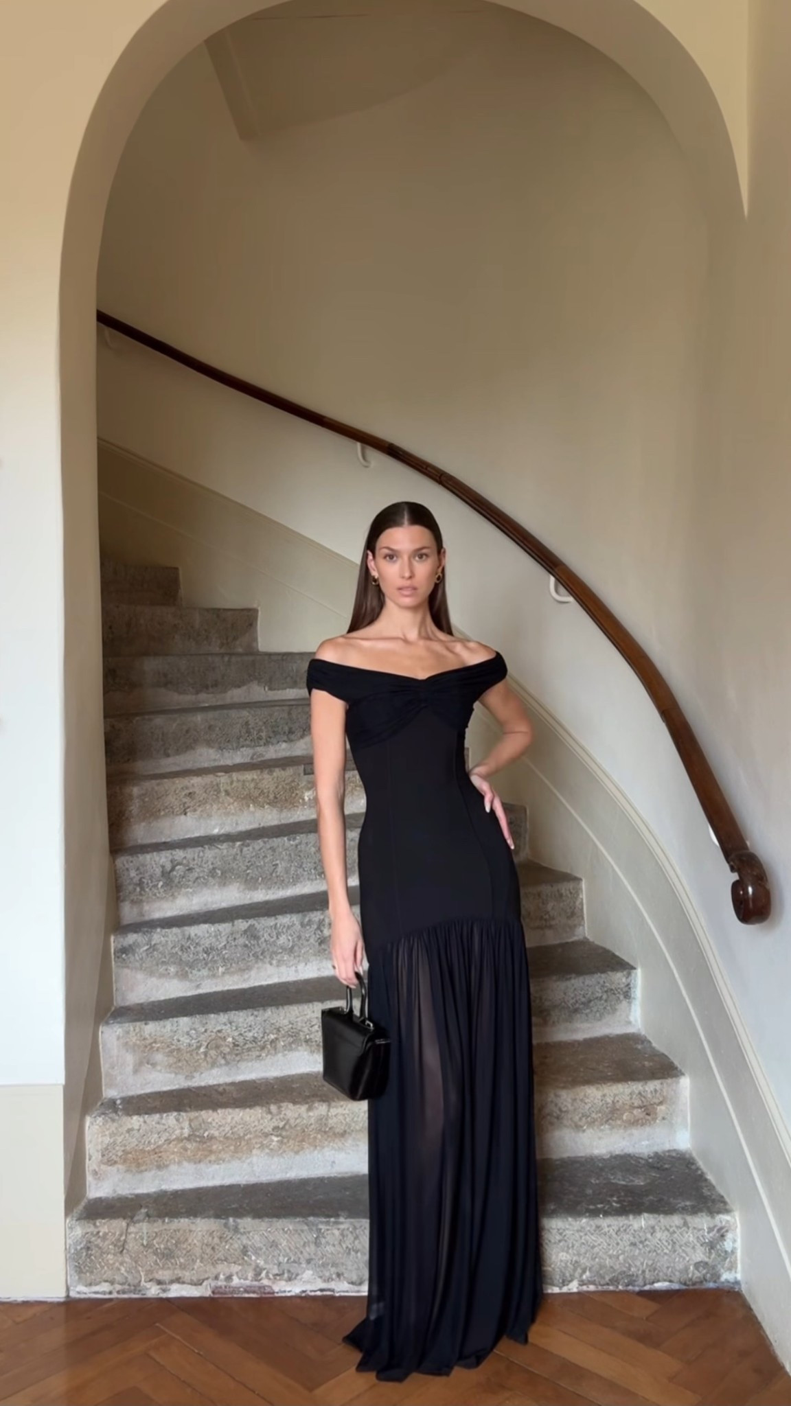 Chic black evening dress 🖤

#LTKpartywear #LTKdresses #LTKdatenight