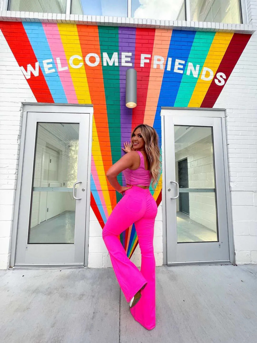 Fiona High Waisted Bell Bottom Flare Jeans - Pink | Willow Boutique