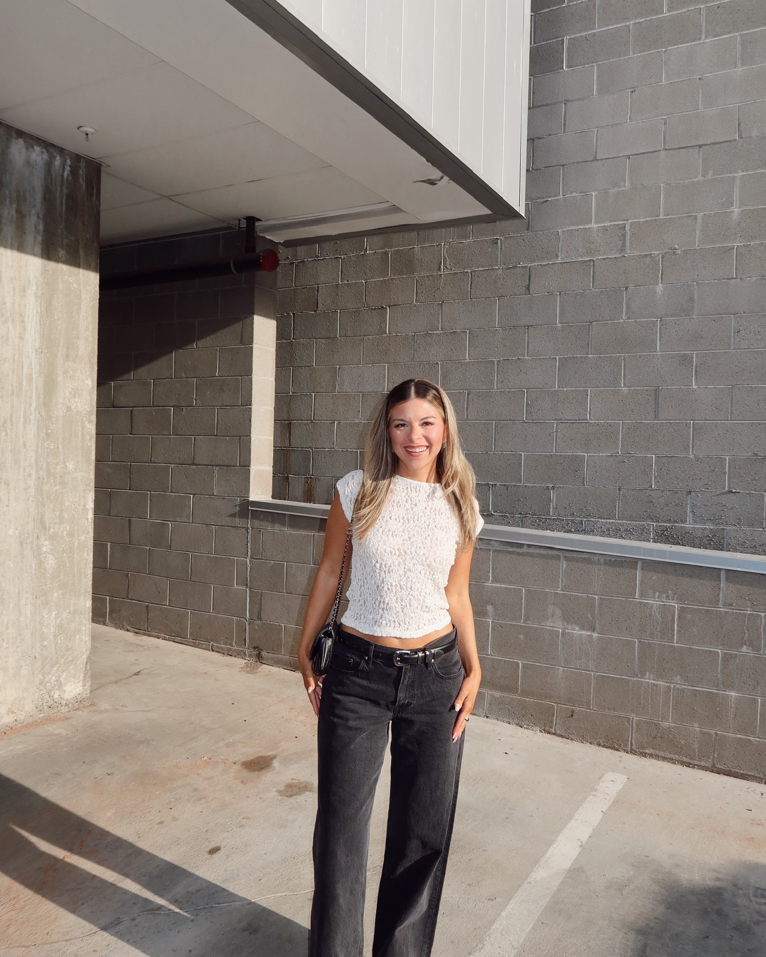 Abercrombie mesh top low rise baggy jeans date night casual look 

Wearing a small in top 25 in jeans 

Electric picks: use code emerson20
Dibs: use code Emerson 


#LTKStyleTip #LTKParties #LTKSeasonal