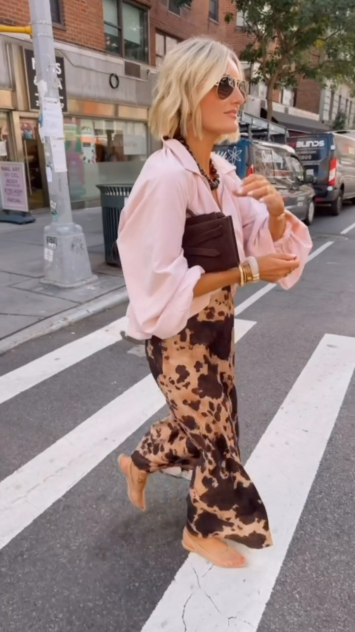 I have been loving mixing pink with brown lately for fall looks! This print on the skirt is so fun! Such an elevated fall look! Wearing S/2

Loverly Grey, fall outfit, bomber jacket, pink jacket, Amazon, mesh shoes, neutral shoes, brown skirt 

 #LTKSeasonal