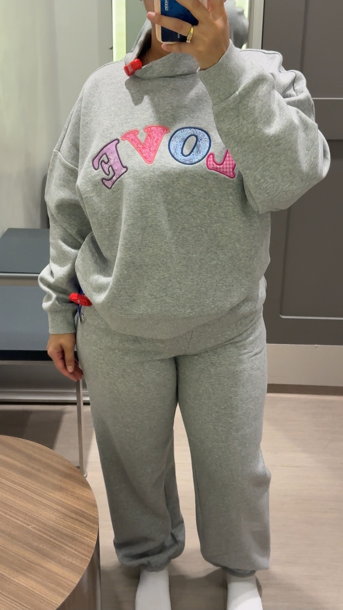 Size medium top  
Size small bottom