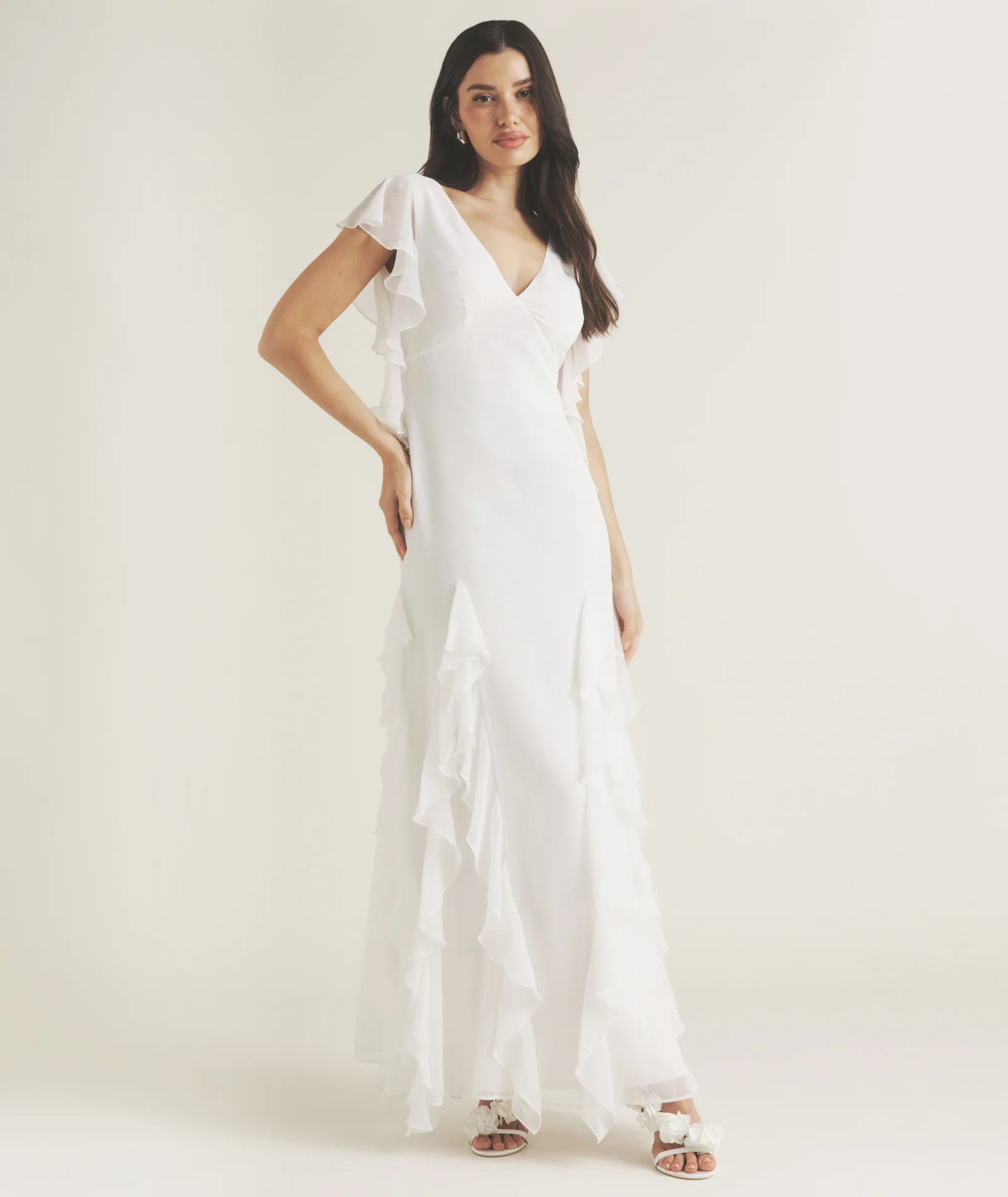 Ruffle V Neck Plunge Maxi Dress - White - 16 | Six Stories