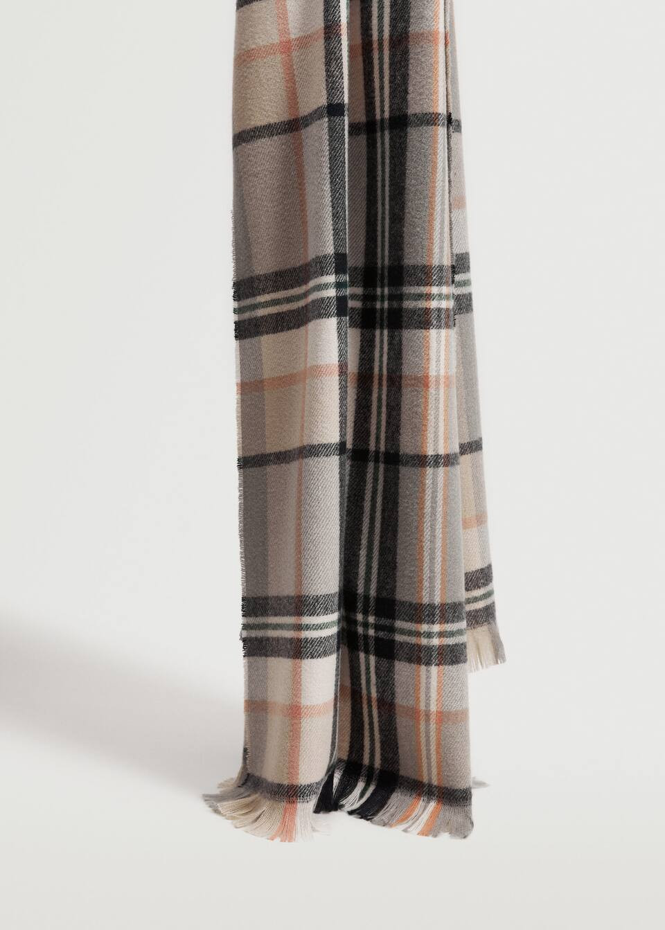 Fringed check scarf | MANGO (US)