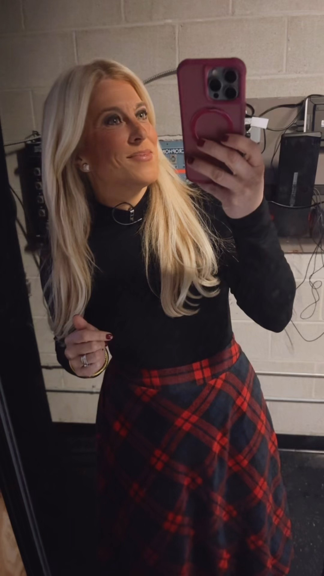 Cute holiday outfit for work 

#LTKootd #LTKHoliday