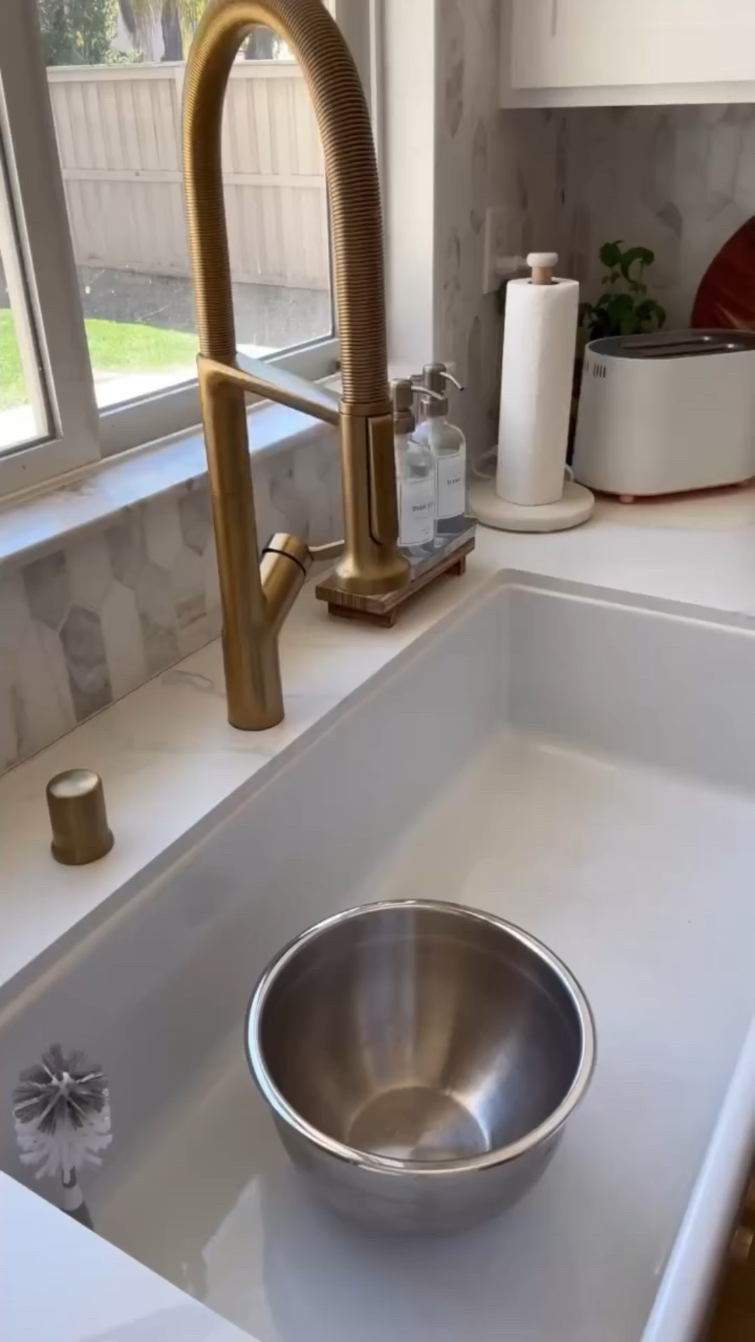 Warm weather is finally here! That means fruits are finally getting sweet and delicious. My kids could live off of berries if I let them. Strawberries are part of the dirty dozen. This is how I prep them for my family to enjoy and make sure I get as much of the yuck off of them! 

#adaydreamblog #dirtydozen #strawberries #washingfruit #cookingtime #instahome #instakitchen #ltk #kitchen #smrfoodies #smr