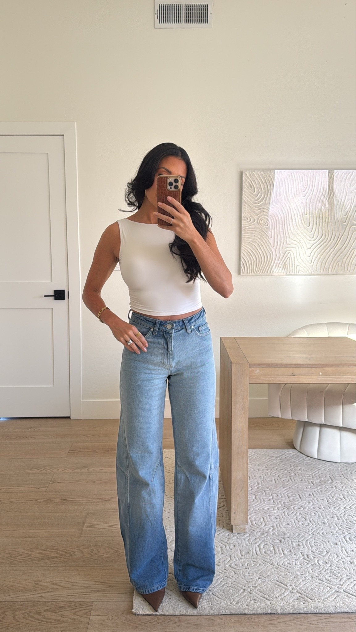 Another pair of denim I tried! This pair is a size 2 on me // love the two wash style! My top is from Amazon size XS 

Outfit idea 
Denim

#LTKootd #LTKgrwm #LTKdayinmylife