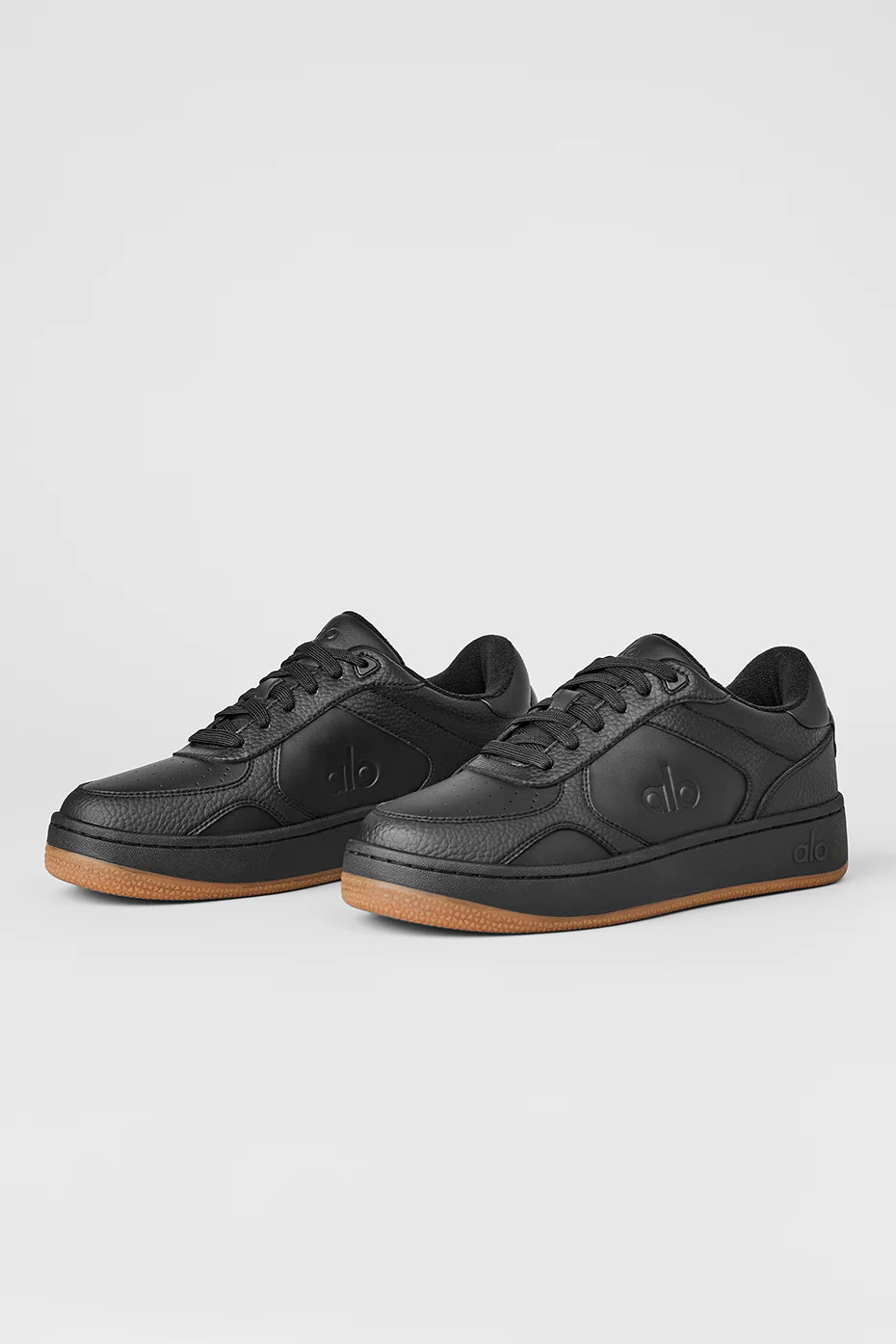 ALO Recovery Mode Sneaker in Black/Gum, Size: 5.5M/7W | Alo Yoga (US)