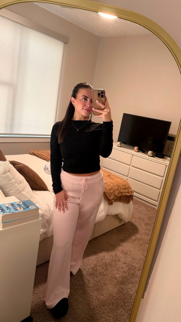 My favorite work from home outfit 💼👩🏻‍💻💗

#LTKootd #LTKWorkwear #LTKdayinmylife
