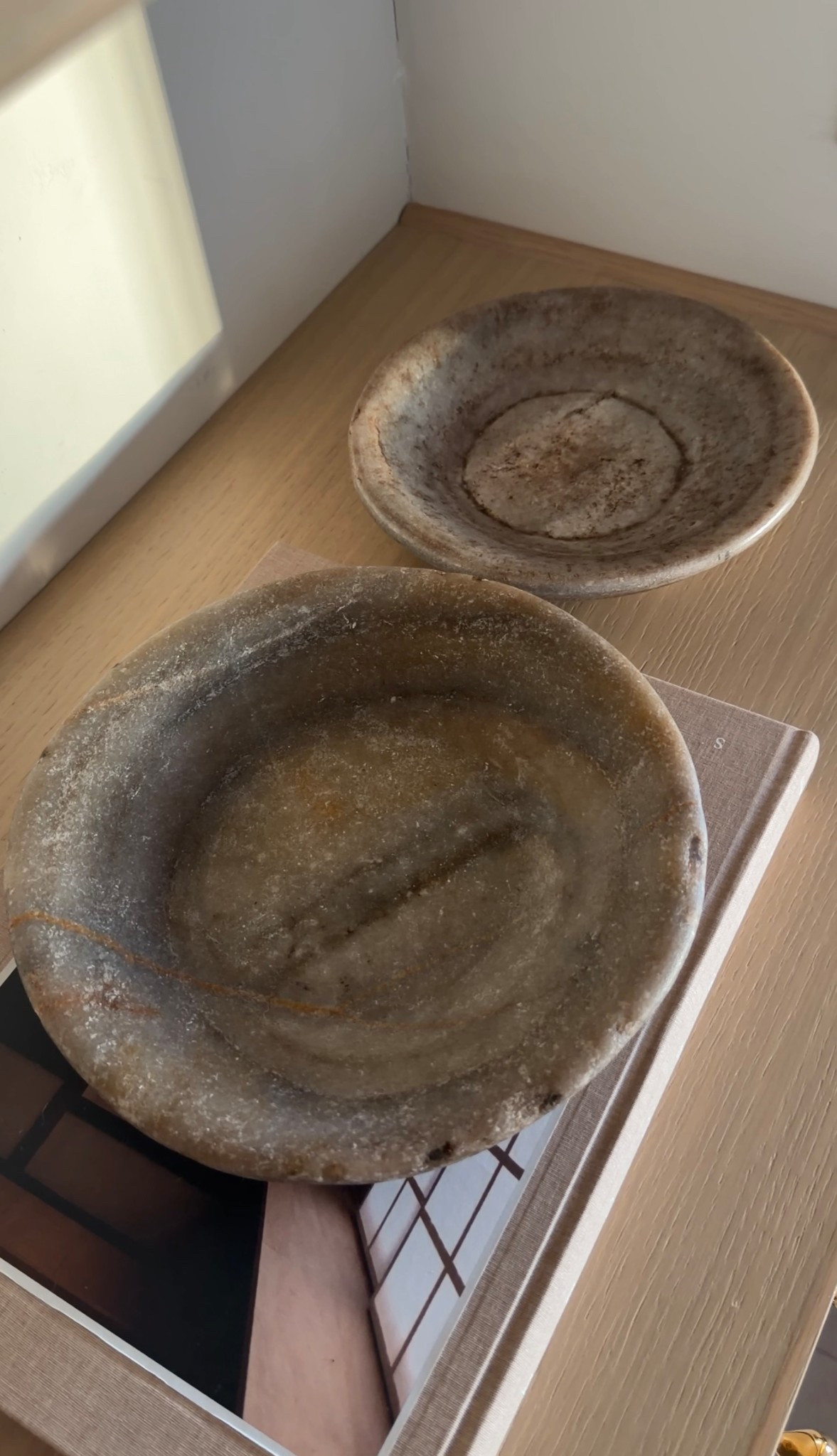 Earthy decor marble stone bowl 🤎

Mine are 8.5 and 9.5 inches, for reference. 
Purchased from Olive Ateliers and currently out of stock. 

#StoneBowl #NeutralHomeDecor #OrganicModernHome #EarthyInteriors #TimelessDecor #StyledHome

#LTKHome