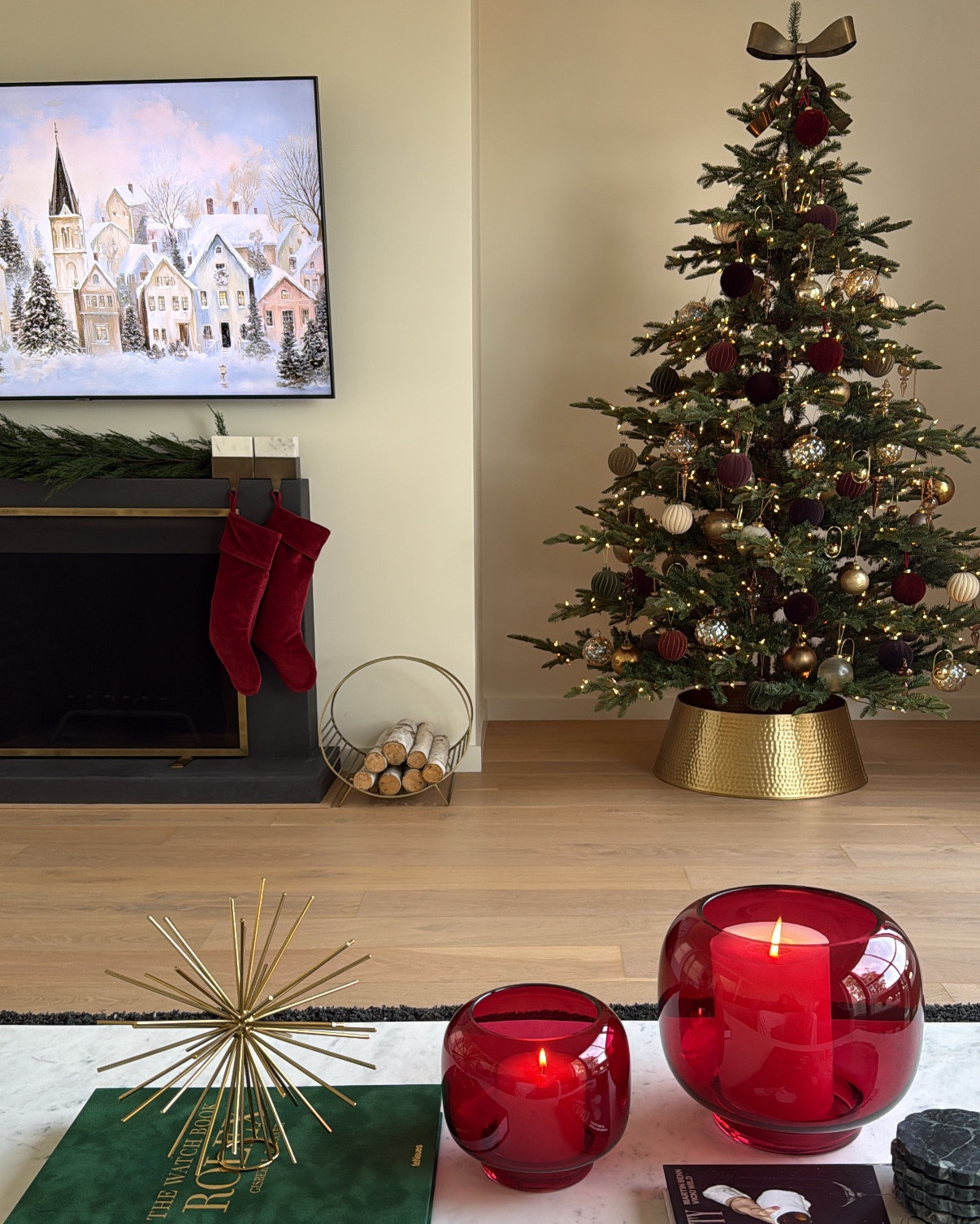 POV: It’s December 1st ❄️🕯️🛷🌲

#LTKFindsUnder50 #LTKHome #LTKHoliday