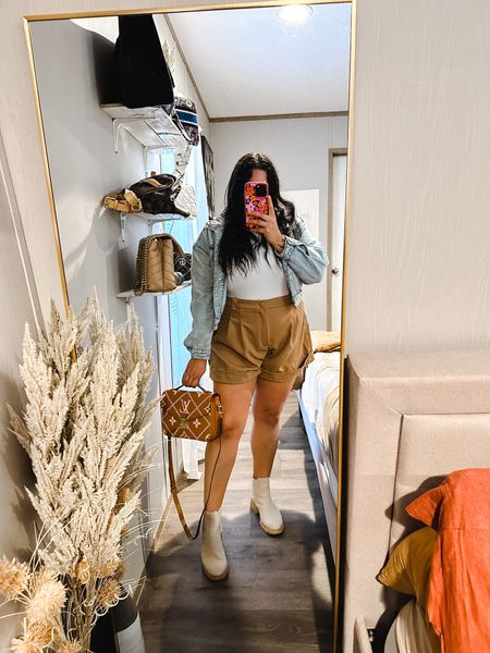 Thanksgiving outfit inspo 

Fall outfit, fall style, women’s outfit idea, women’s shoes, boots, fall boots, purse, women’s accessories, fall outfit idea, women’s fall outfit idea 

#LTKstyletip #LTKSeasonal #LTKplussize