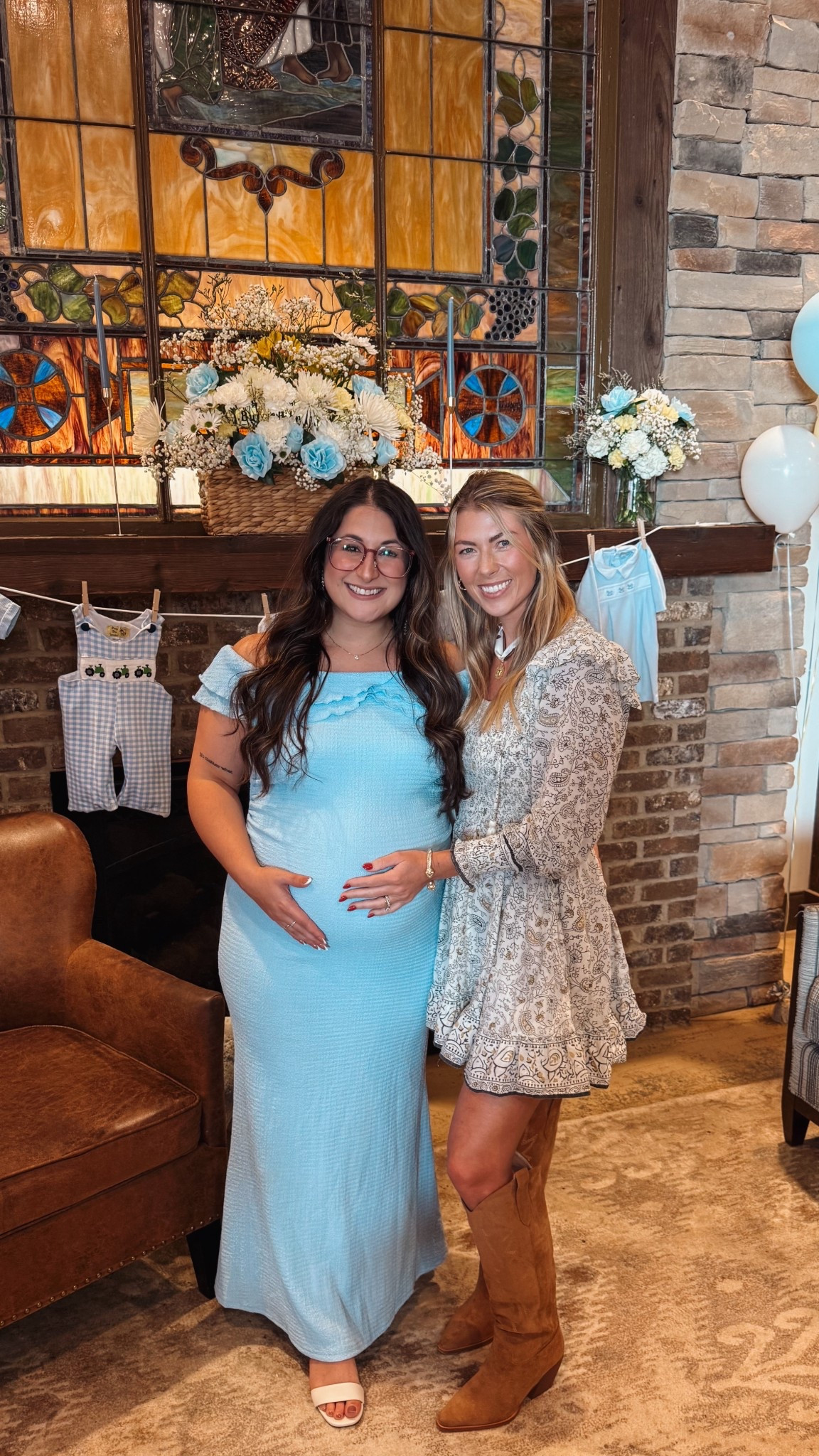 The cutest fall transition dress!

#LTKStyleTip #LTKSeasonal #LTKFindsUnder100