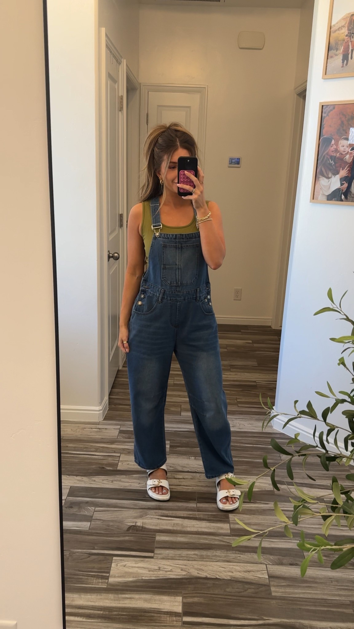 Size small in Amazon tank top and size medium in overalls so the barrel shape is more relaxed! 