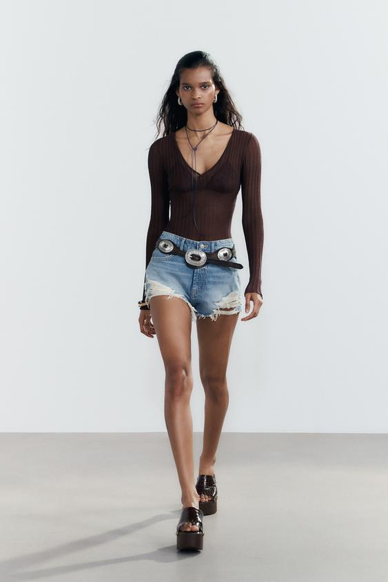 LEATHER BELT WITH WAVY METAL HARDWARE | Zara US