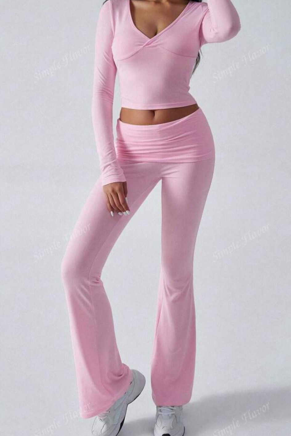 pink 2 piece long sleeve set 

#LTKwinter #LTKcanada #LTKtravel
