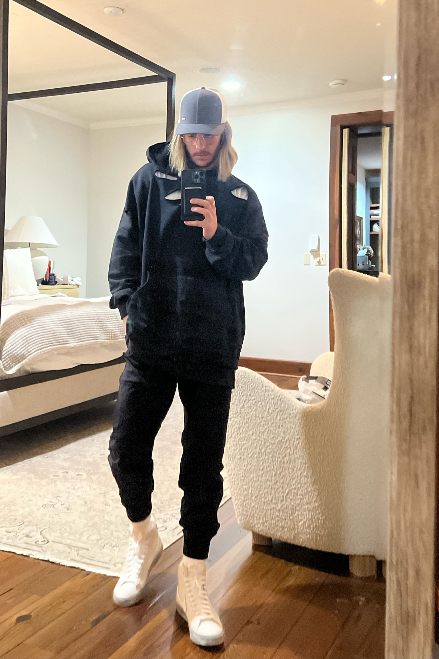 Thursday fit. Black and white. 

#LTKfit #LTKmens #LTKunder50