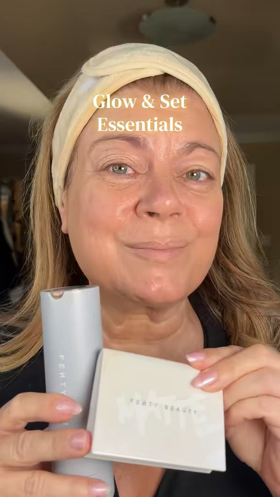 Serving glow and control I'm using the @Fenty Beauty Glow & Set
Essentials - Hydra Vizor Huez Tinted
SPF 30 Moisturizer for that radiant, protected base and finishing with Invisimatt Setting + Blotting Powder to keep a fresh all day! This is a must for the summer!
#FentyBeauty #Fenty #SkinTint #SettingPowder #SomeProtection