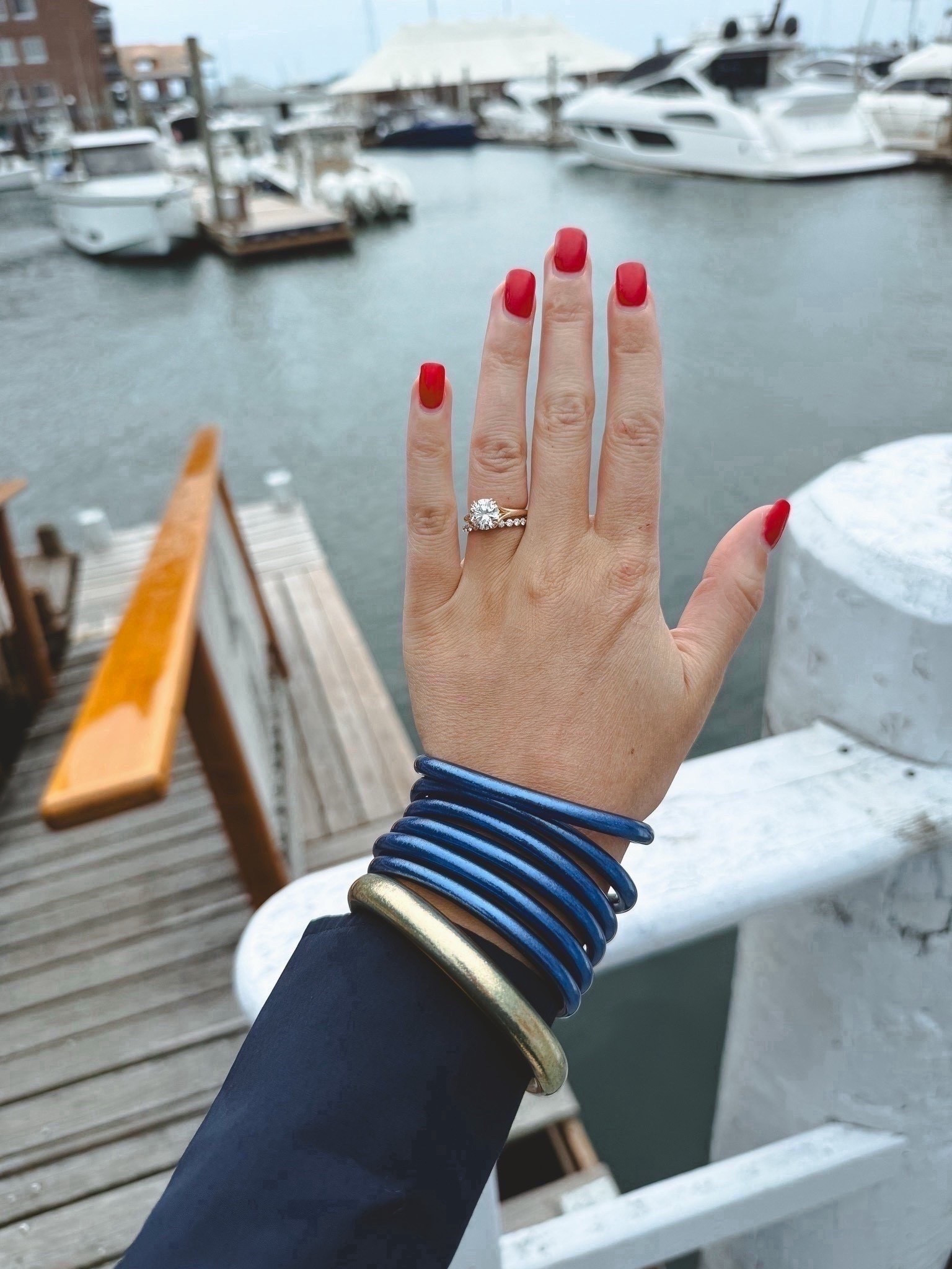 Budhagirl bangles size small





#LTKSeasonal #LTKHoliday #LTKGiftGuide