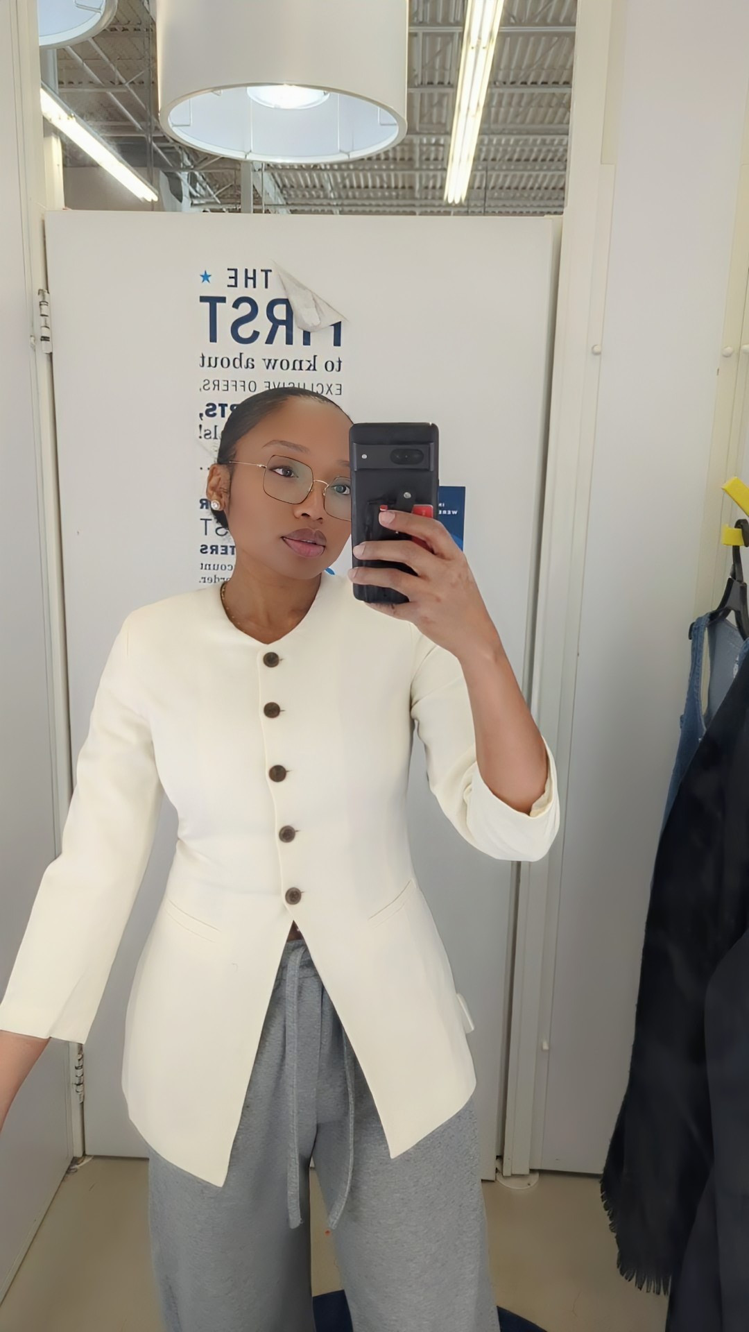 Old Navy's New Blazer is perfection! I love that the sleeves aren't full length so it's great for the warmer months and I can easily pull them up for a more casual look.I'm wearing an XS for a more fitted look. Around 5'4" for reference 

#LTKWorkwear #LTKootd #LTKSaleAlert