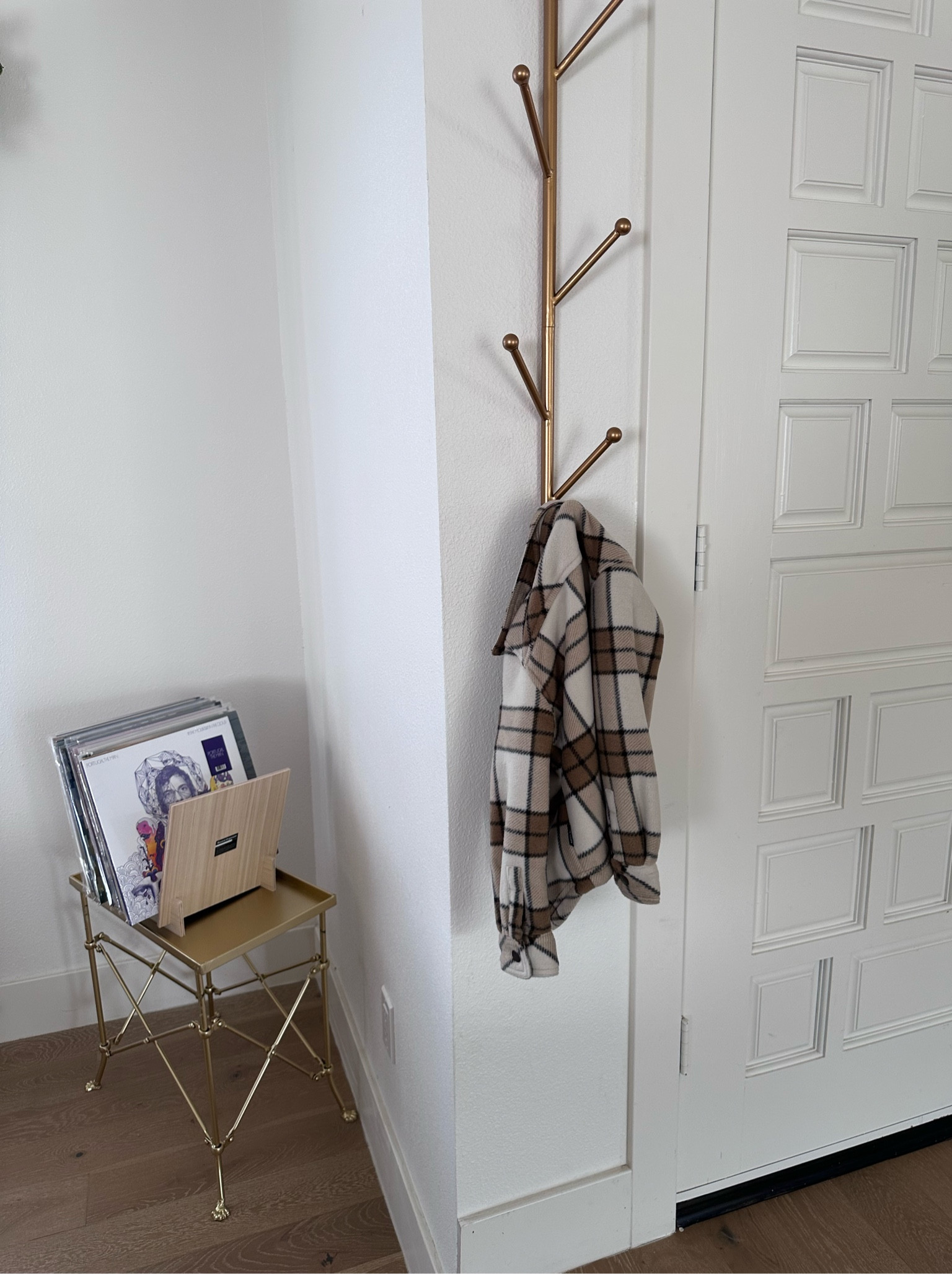 An entrance coat hanger 👌🏻

#LTKHome #LTKStyleTip #LTKFamily