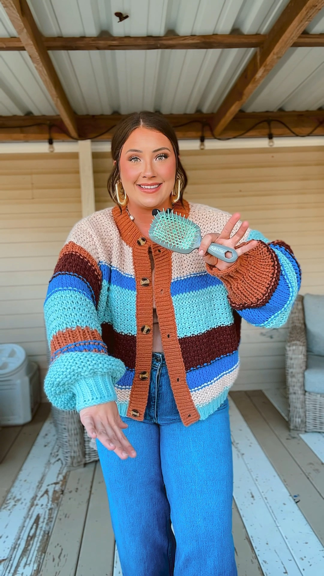The perfect little cardi 🫶🏼

#LTKFindsUnder50 #LTKootd #LTKMidsize